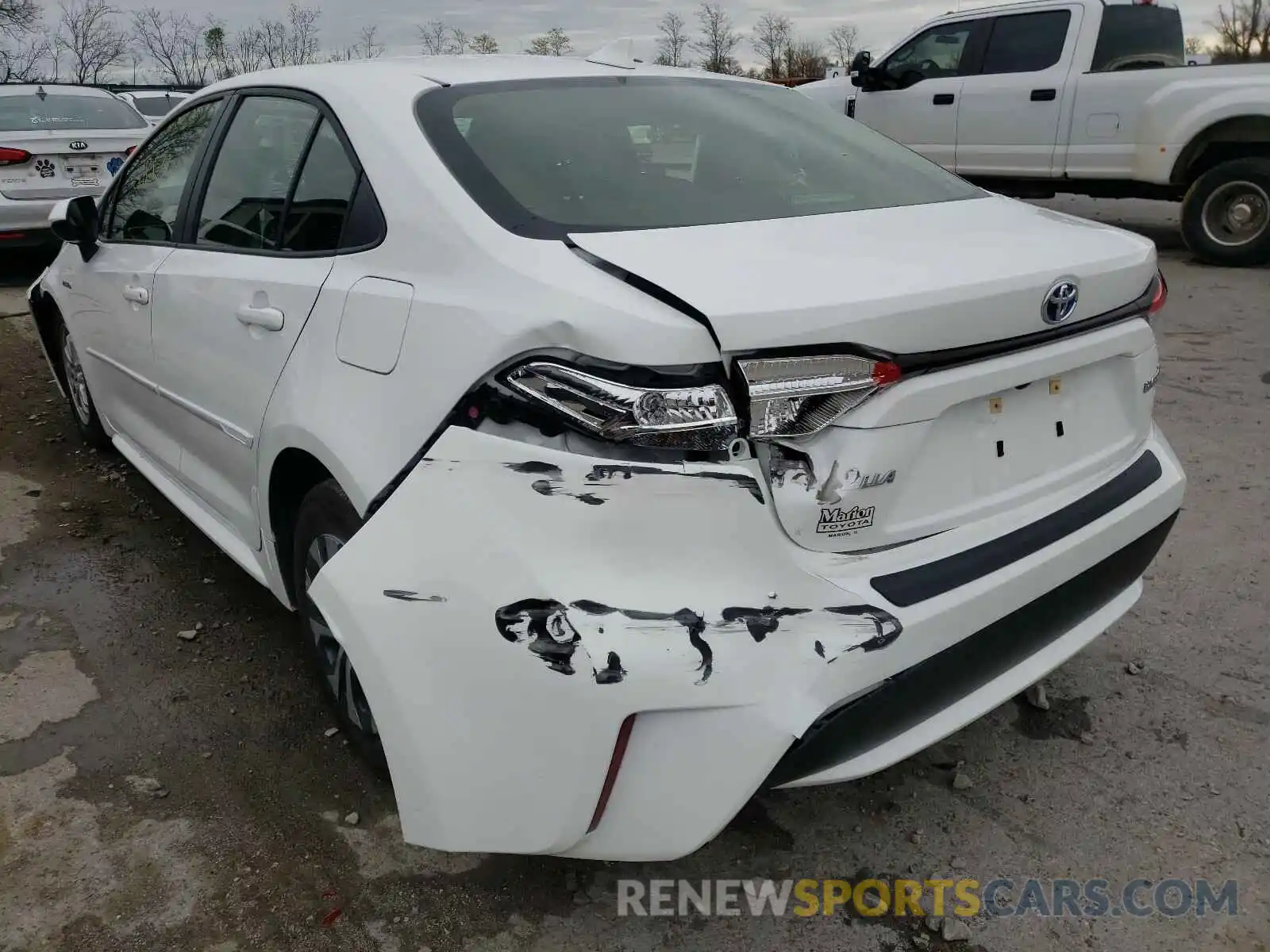 3 Photograph of a damaged car JTDEBRBE3LJ031271 TOYOTA COROLLA 2020