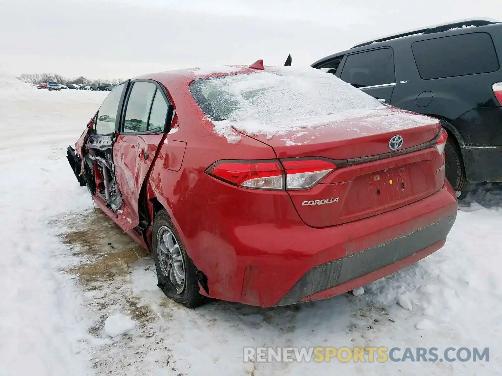 3 Photograph of a damaged car JTDEBRBE4LJ001728 TOYOTA COROLLA 2020