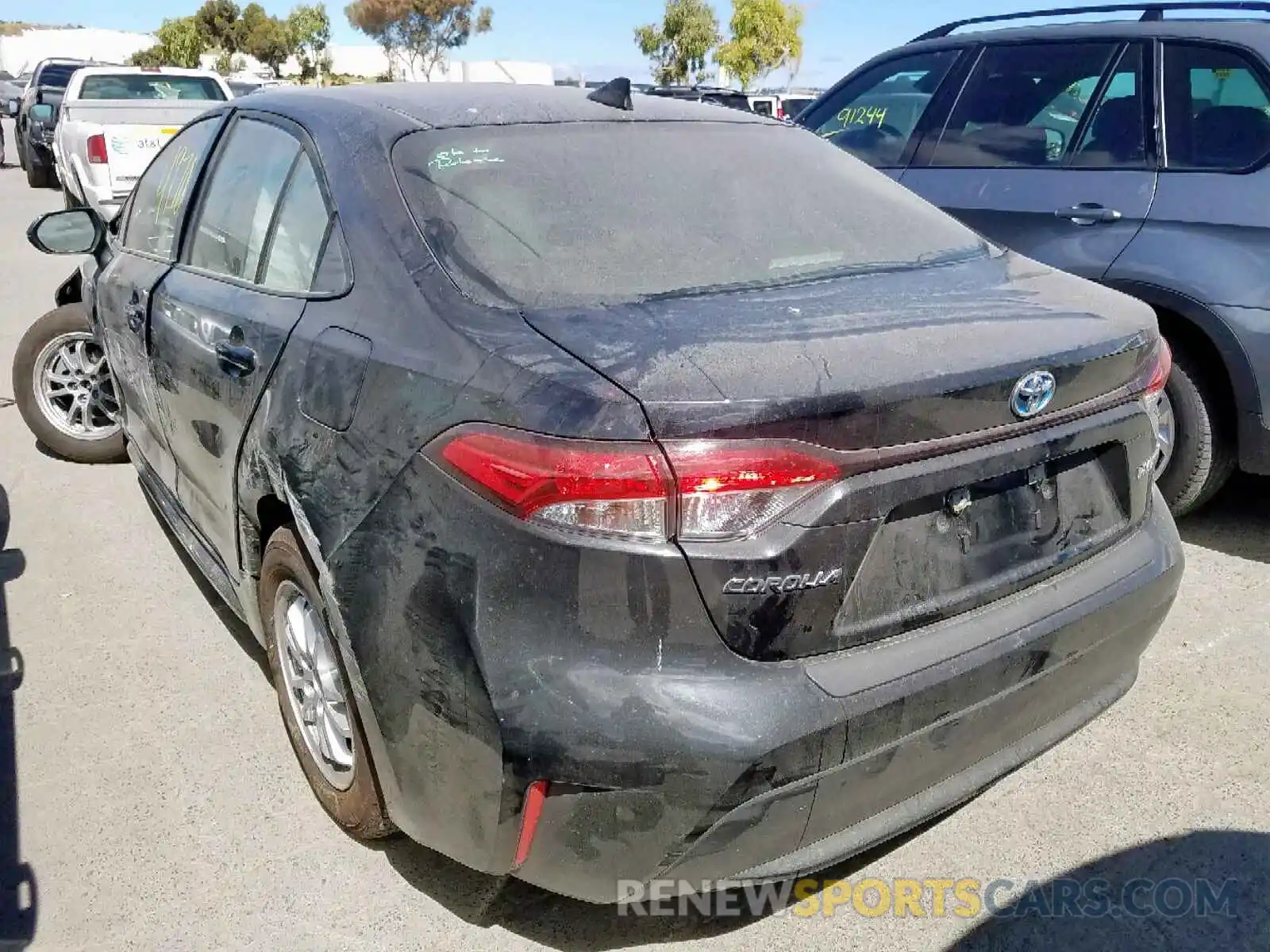 3 Photograph of a damaged car JTDEBRBE4LJ002491 TOYOTA COROLLA 2020