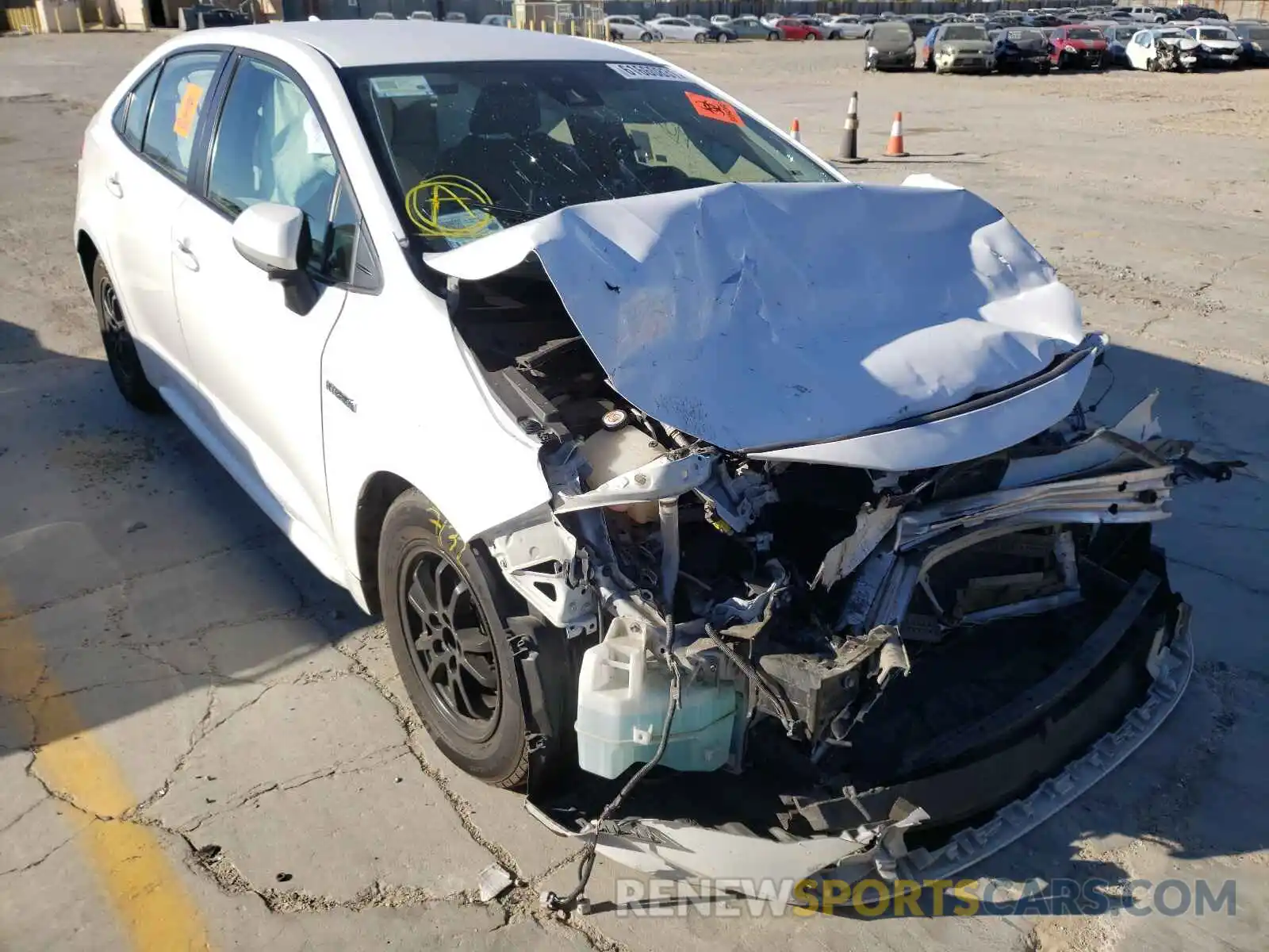 1 Photograph of a damaged car JTDEBRBE4LJ003317 TOYOTA COROLLA 2020