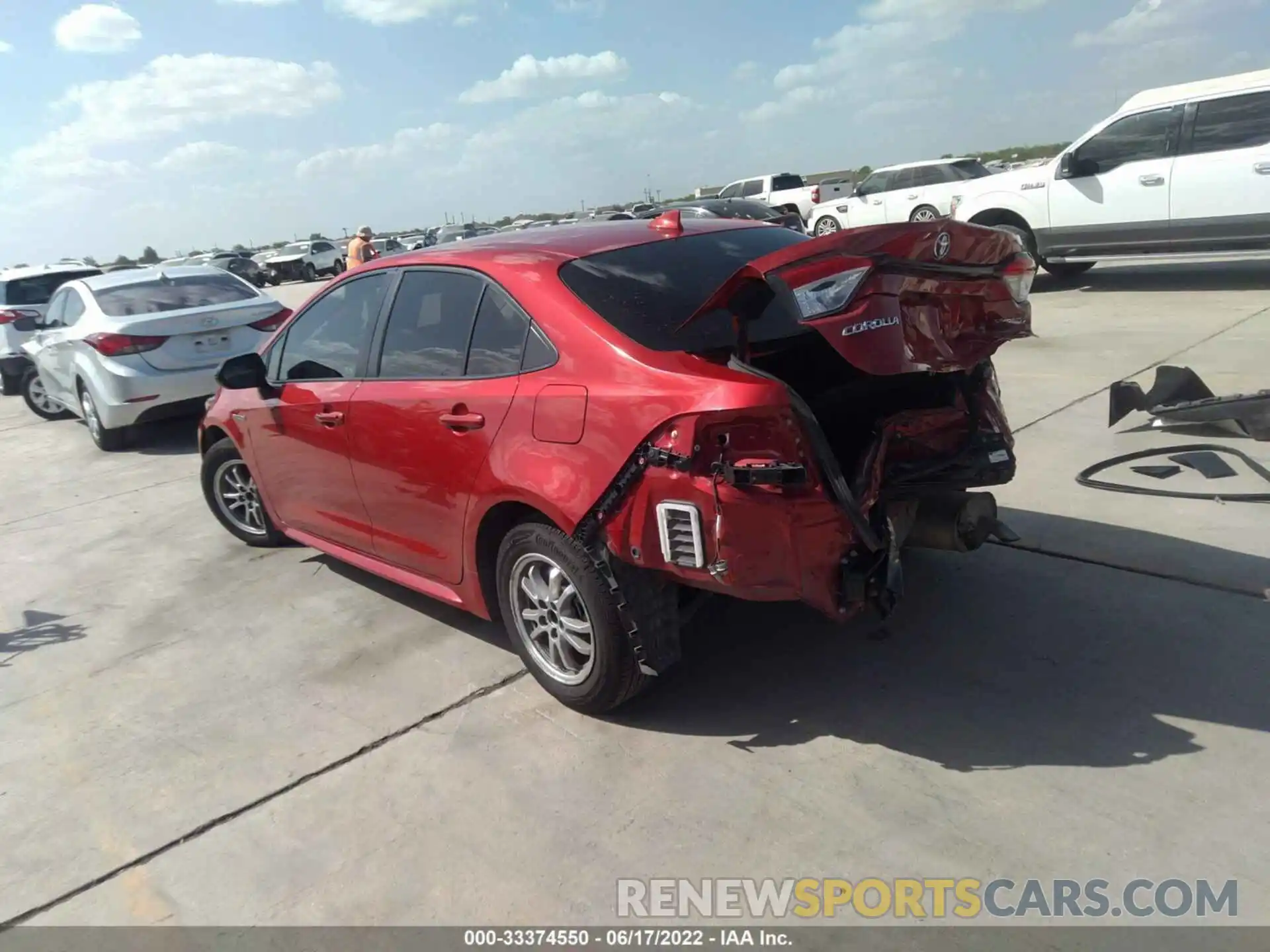 3 Photograph of a damaged car JTDEBRBE4LJ003723 TOYOTA COROLLA 2020