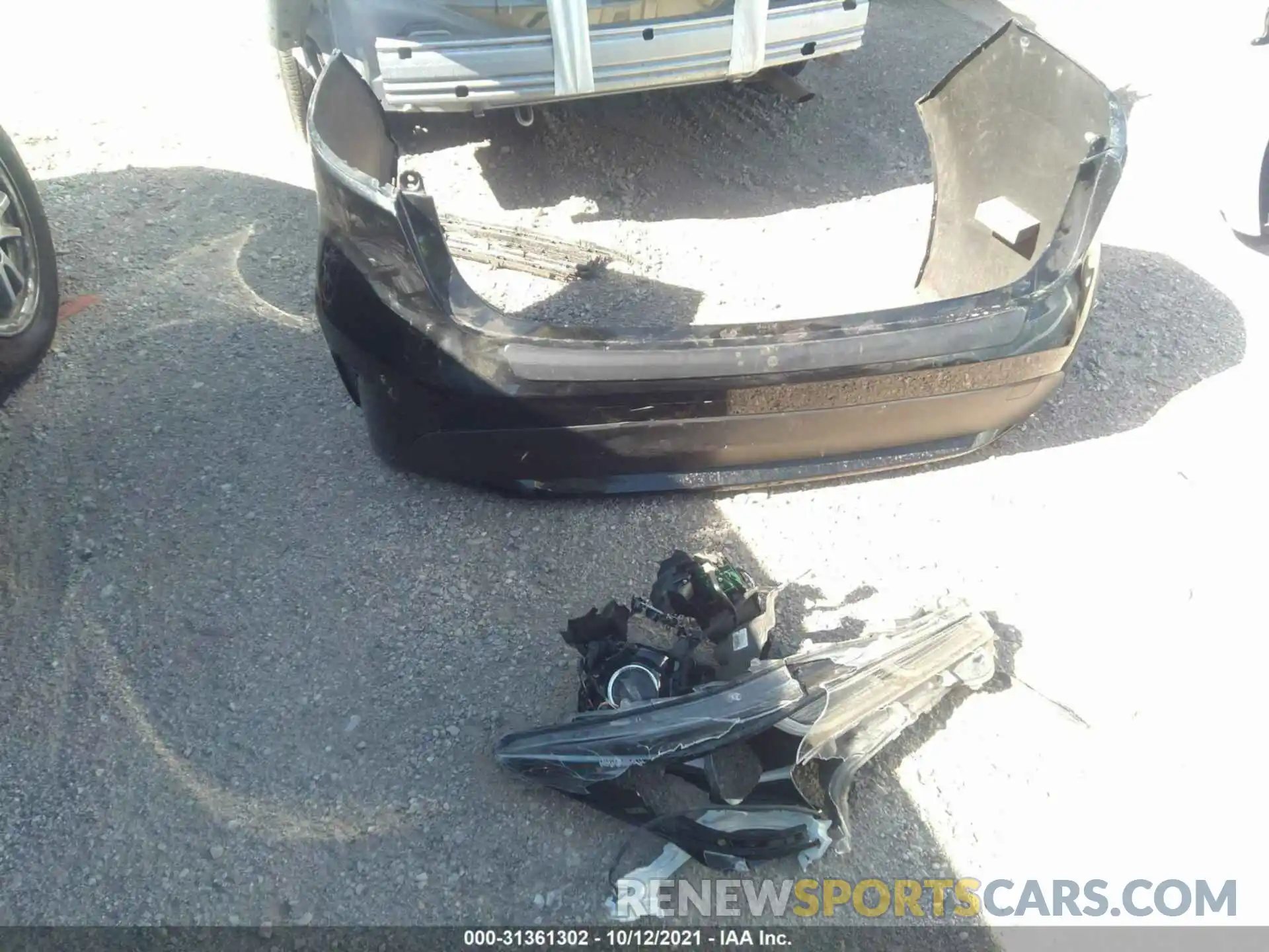 11 Photograph of a damaged car JTDEBRBE4LJ006699 TOYOTA COROLLA 2020