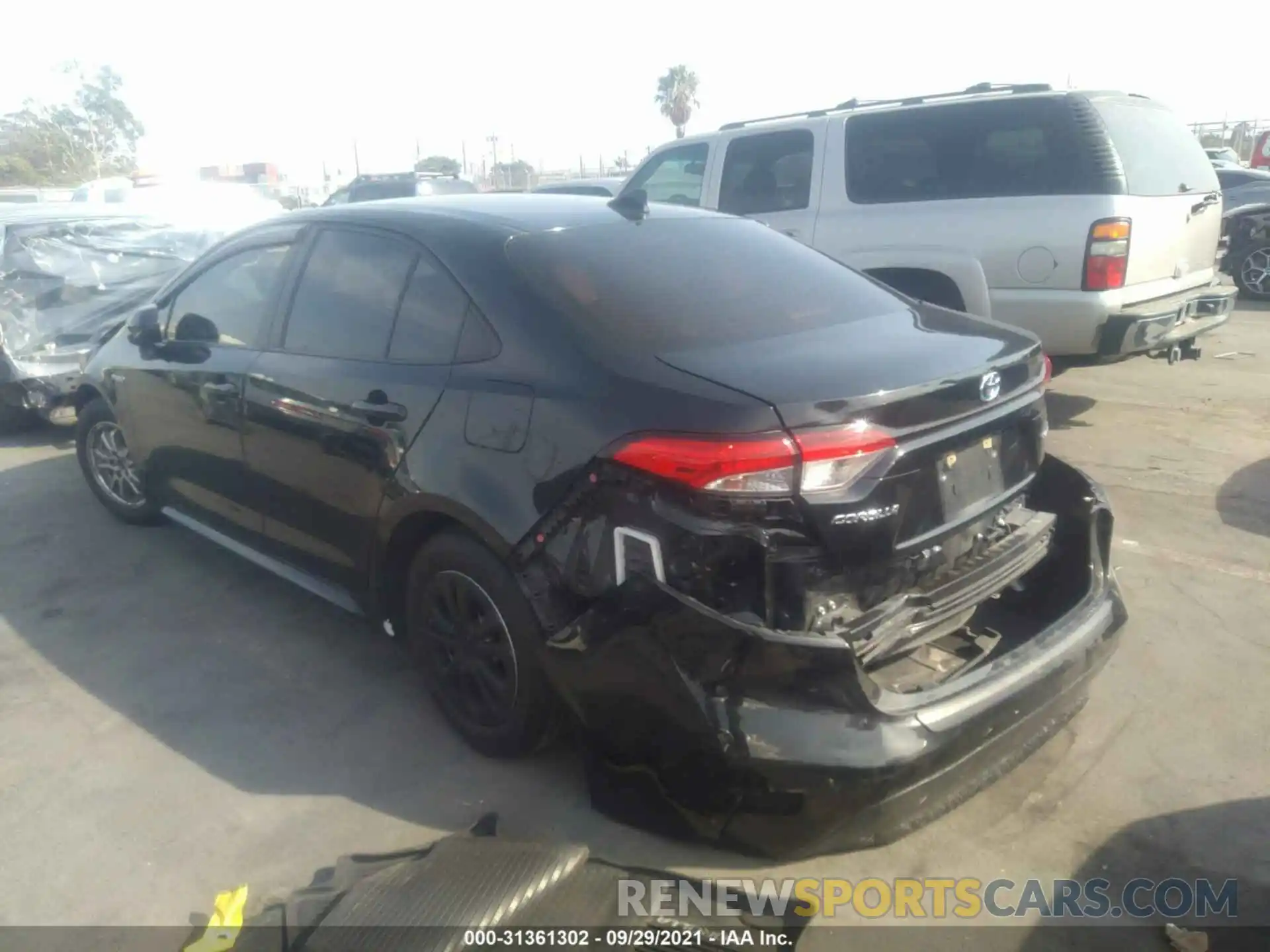 3 Photograph of a damaged car JTDEBRBE4LJ006699 TOYOTA COROLLA 2020