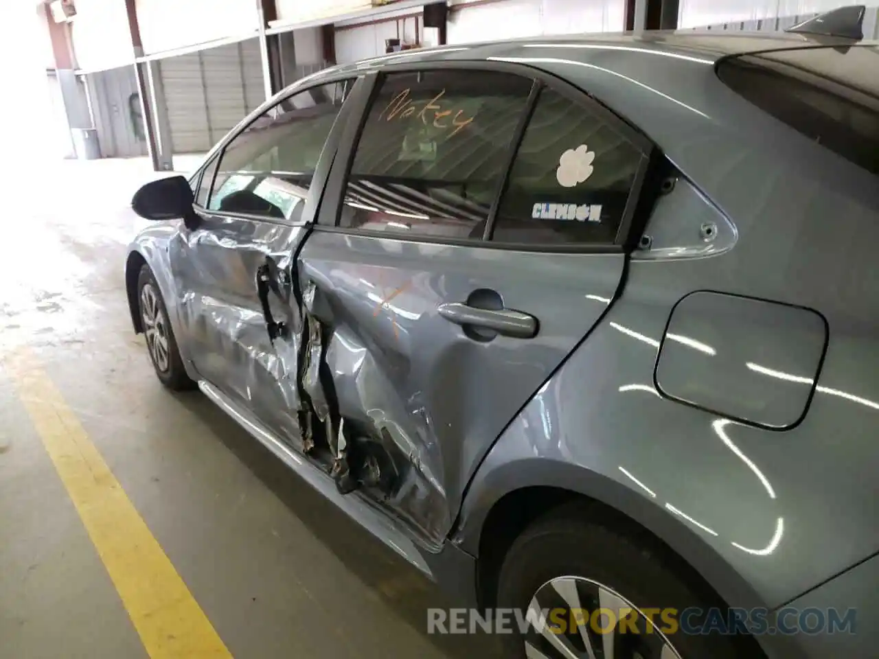 10 Photograph of a damaged car JTDEBRBE4LJ009358 TOYOTA COROLLA 2020