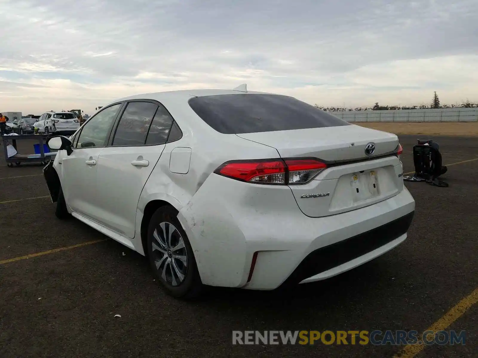 3 Photograph of a damaged car JTDEBRBE4LJ011577 TOYOTA COROLLA 2020