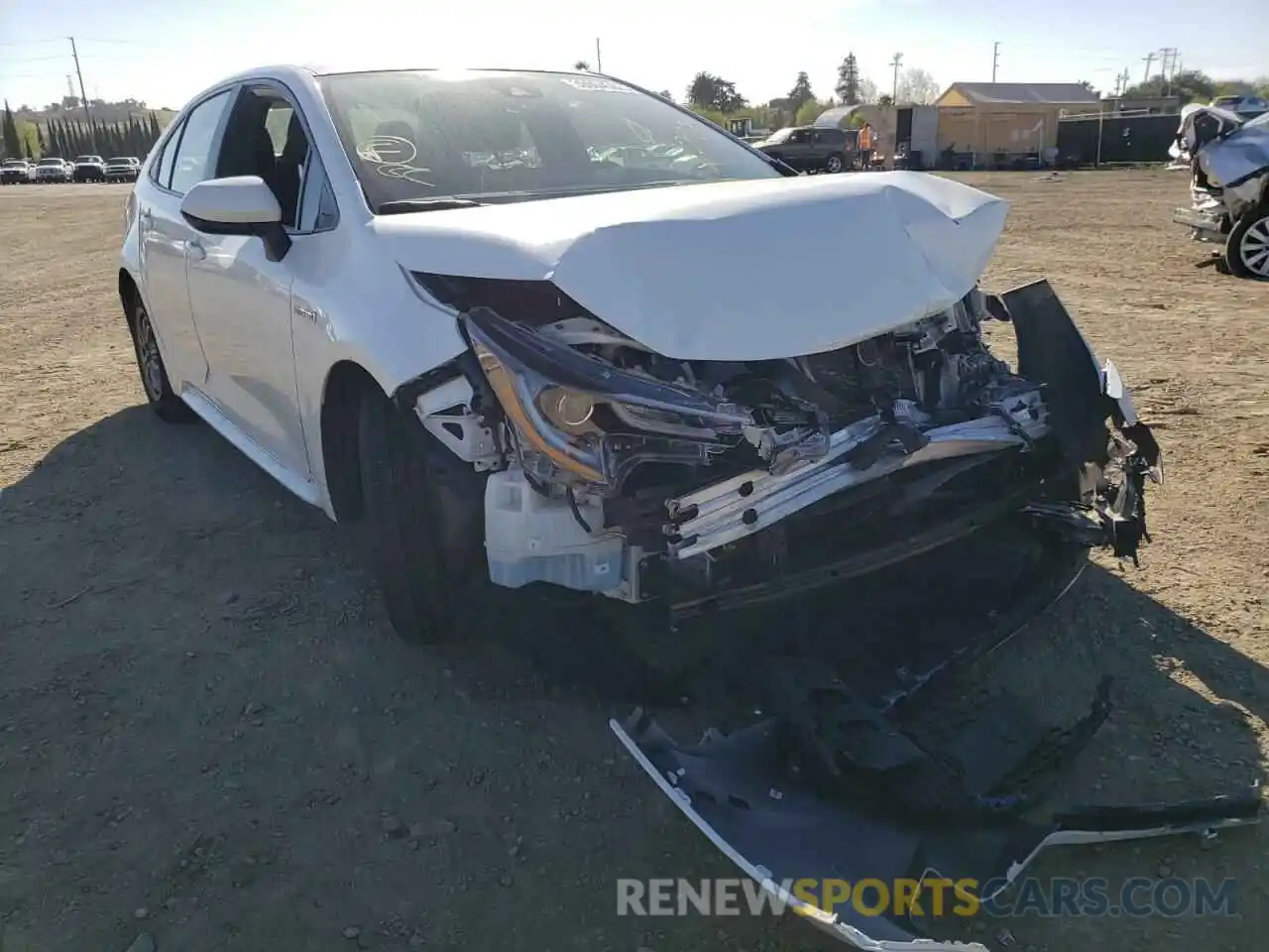 1 Photograph of a damaged car JTDEBRBE4LJ012938 TOYOTA COROLLA 2020