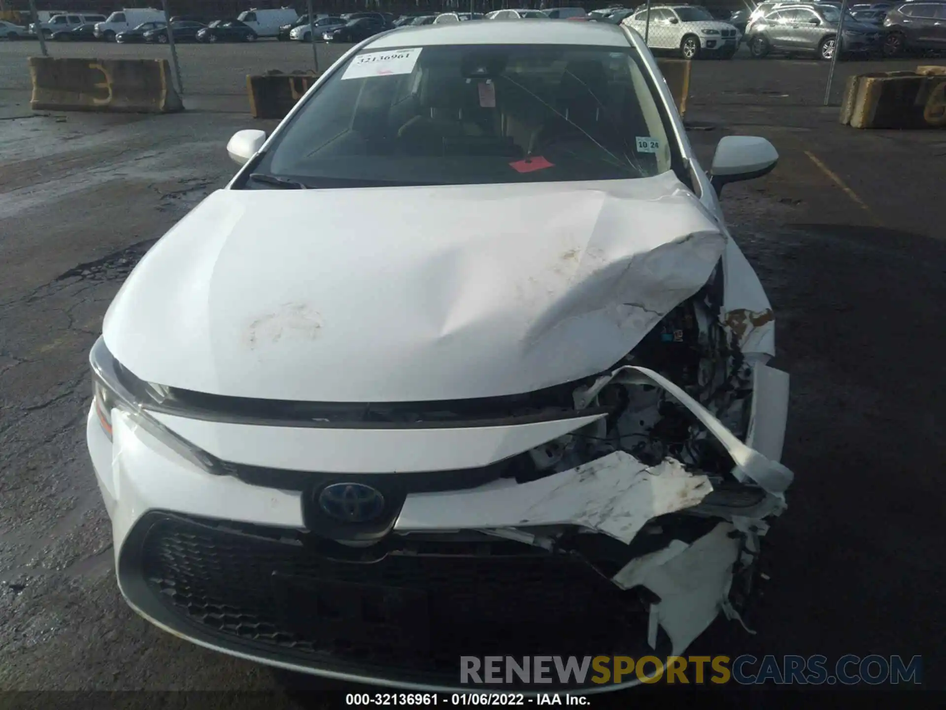 6 Photograph of a damaged car JTDEBRBE4LJ013832 TOYOTA COROLLA 2020