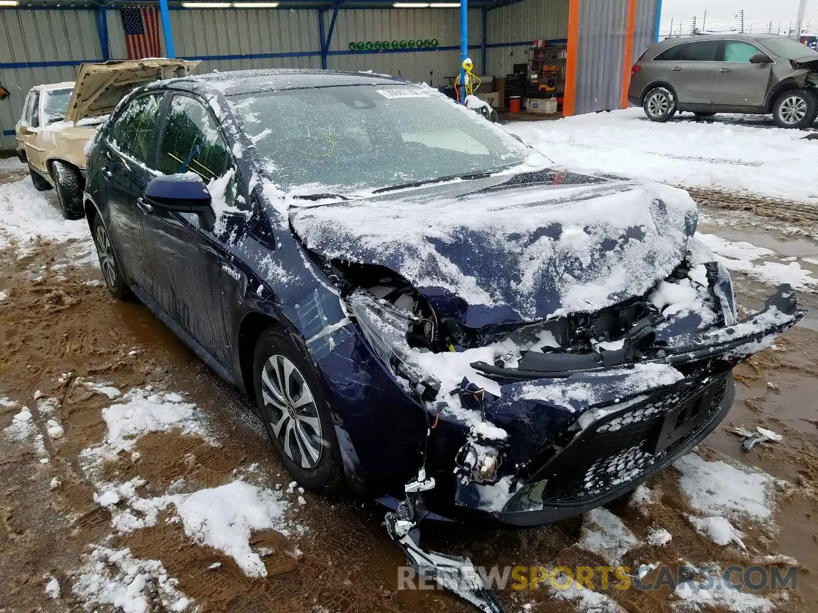 1 Photograph of a damaged car JTDEBRBE4LJ015452 TOYOTA COROLLA 2020