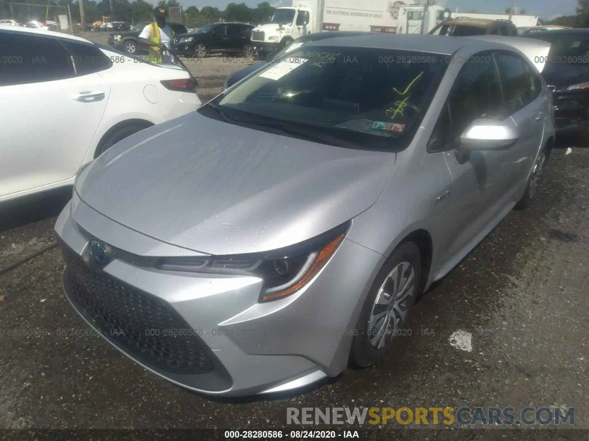 2 Photograph of a damaged car JTDEBRBE4LJ015483 TOYOTA COROLLA 2020