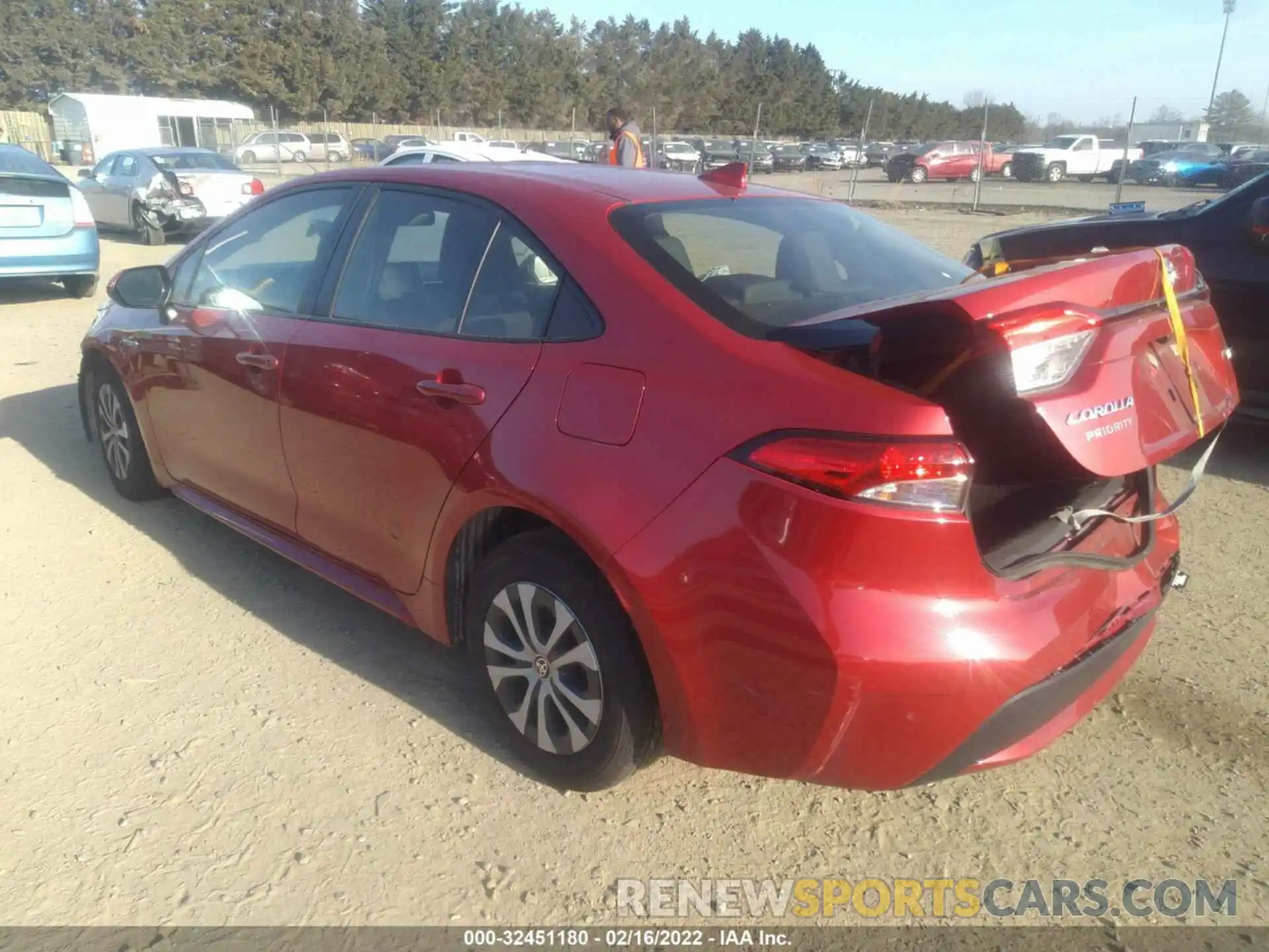 3 Photograph of a damaged car JTDEBRBE4LJ016133 TOYOTA COROLLA 2020