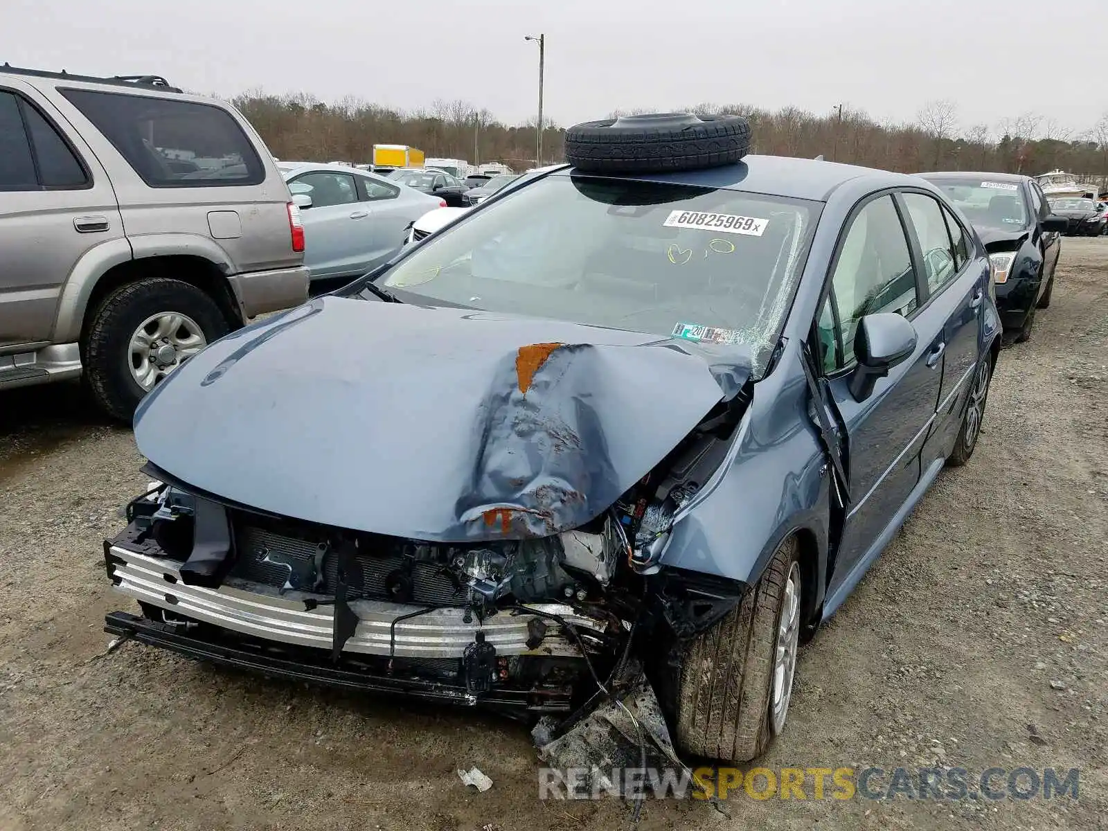 2 Photograph of a damaged car JTDEBRBE4LJ016665 TOYOTA COROLLA 2020