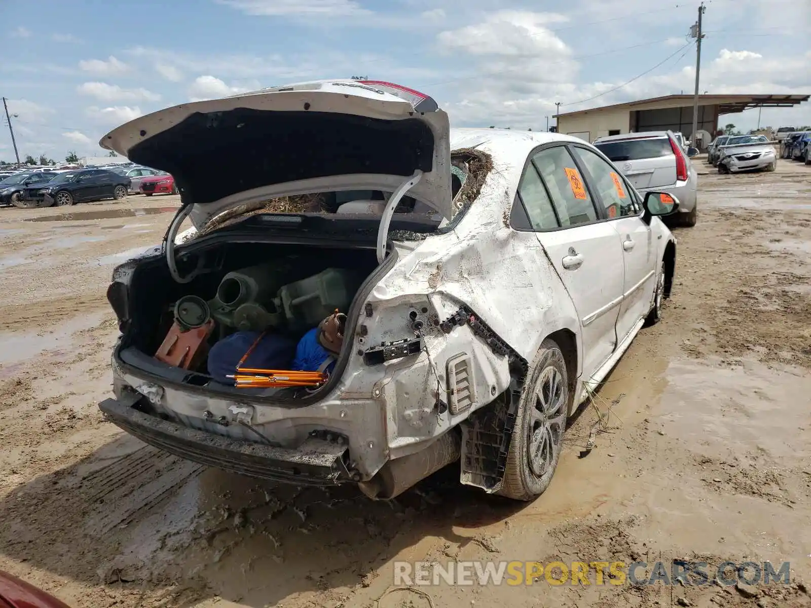 4 Photograph of a damaged car JTDEBRBE4LJ017296 TOYOTA COROLLA 2020