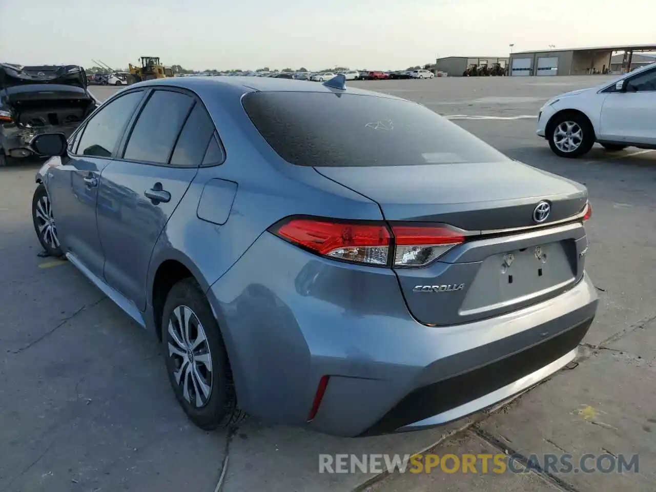 3 Photograph of a damaged car JTDEBRBE4LJ017430 TOYOTA COROLLA 2020