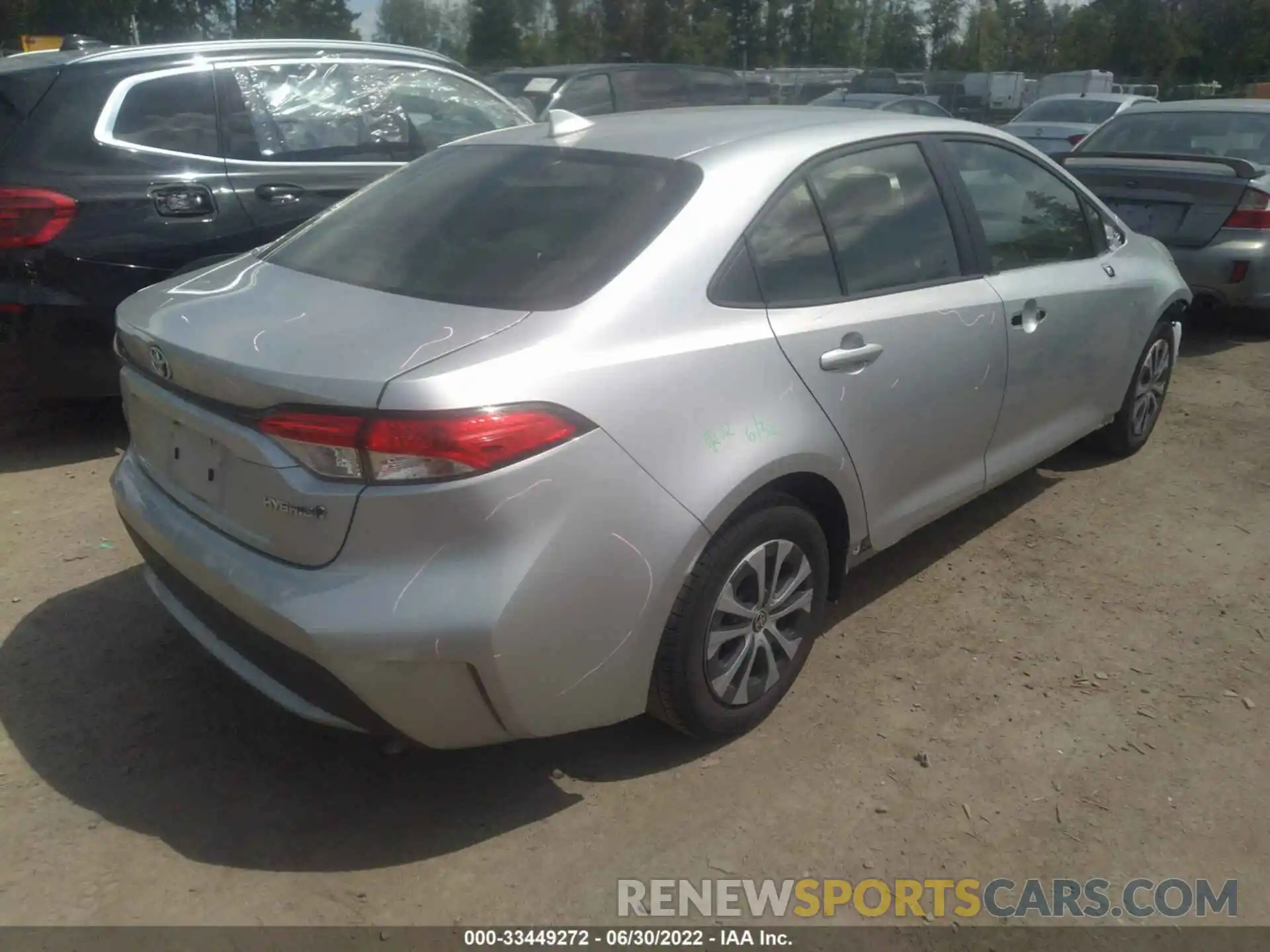 4 Photograph of a damaged car JTDEBRBE4LJ018108 TOYOTA COROLLA 2020