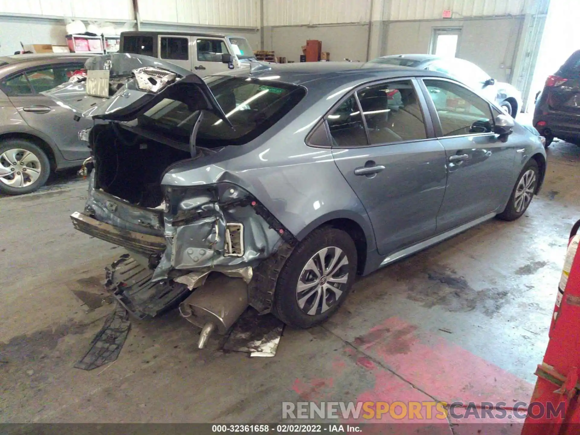 4 Photograph of a damaged car JTDEBRBE4LJ018836 TOYOTA COROLLA 2020