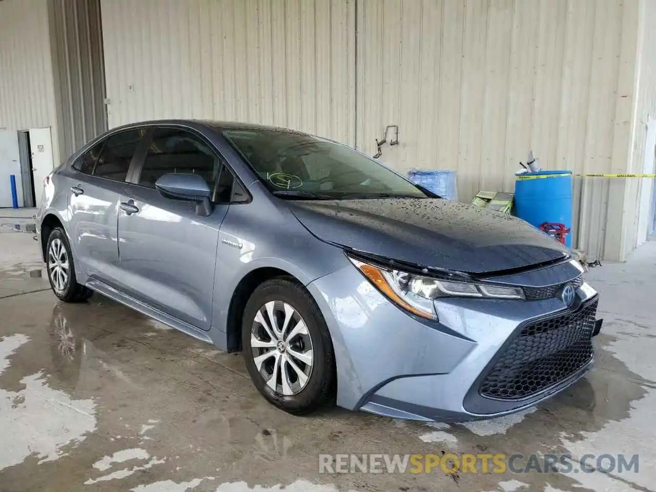 1 Photograph of a damaged car JTDEBRBE4LJ019887 TOYOTA COROLLA 2020