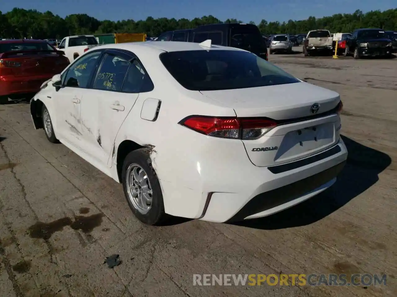 3 Photograph of a damaged car JTDEBRBE4LJ020635 TOYOTA COROLLA 2020