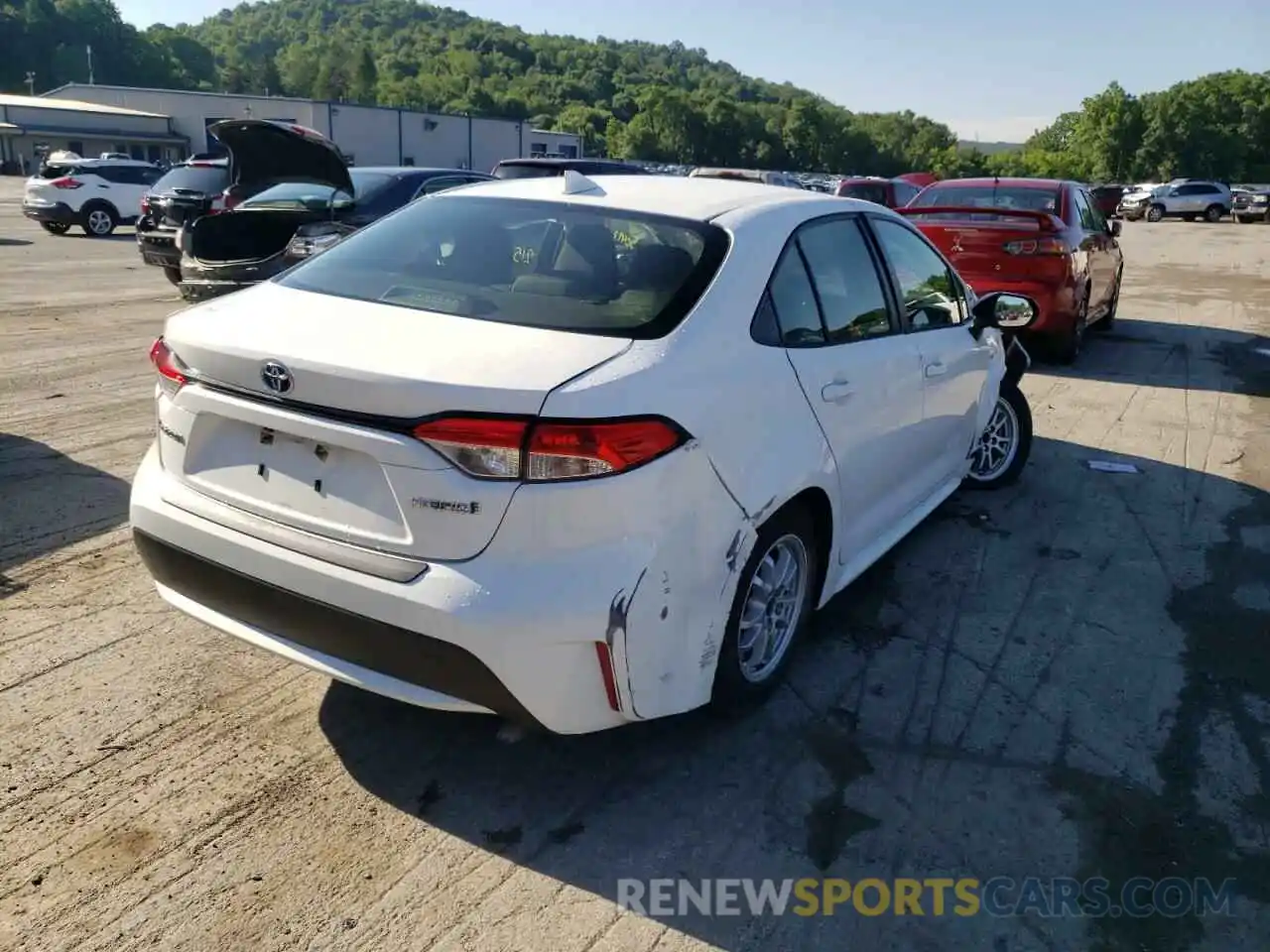 4 Photograph of a damaged car JTDEBRBE4LJ020635 TOYOTA COROLLA 2020