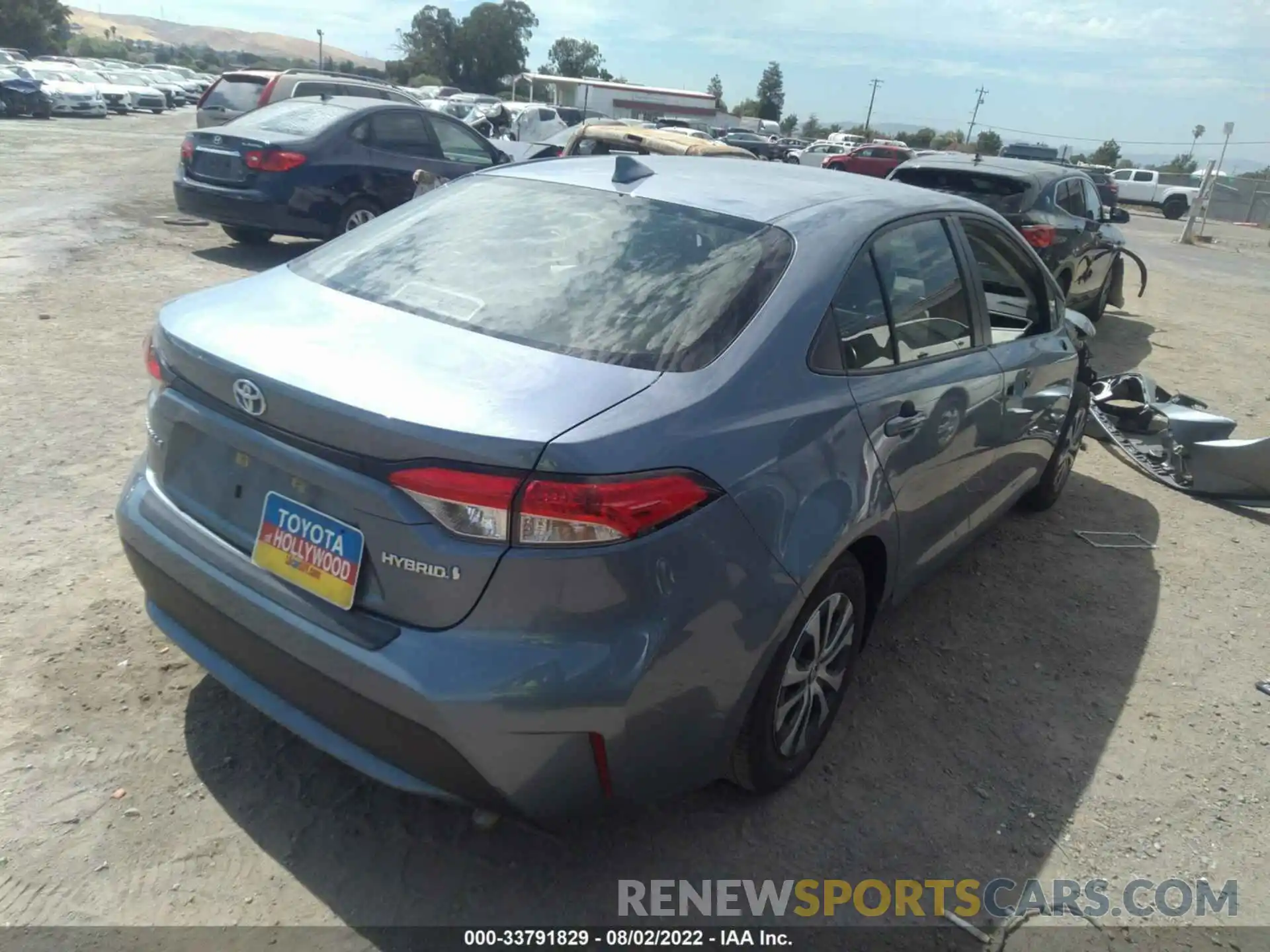 4 Photograph of a damaged car JTDEBRBE4LJ021803 TOYOTA COROLLA 2020