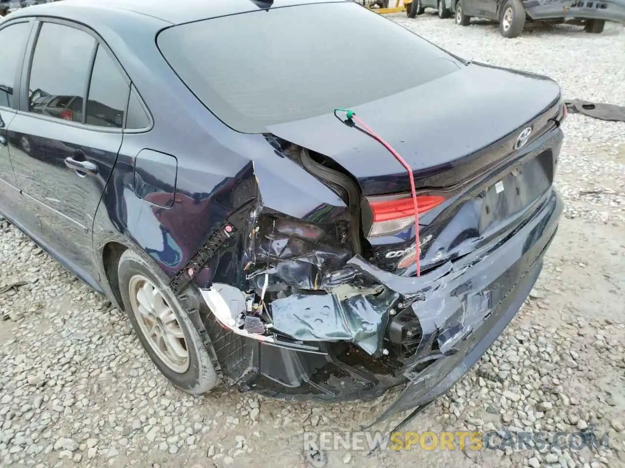 9 Photograph of a damaged car JTDEBRBE4LJ024457 TOYOTA COROLLA 2020