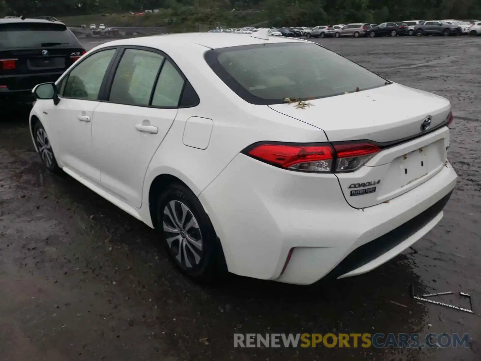 3 Photograph of a damaged car JTDEBRBE4LJ025012 TOYOTA COROLLA 2020