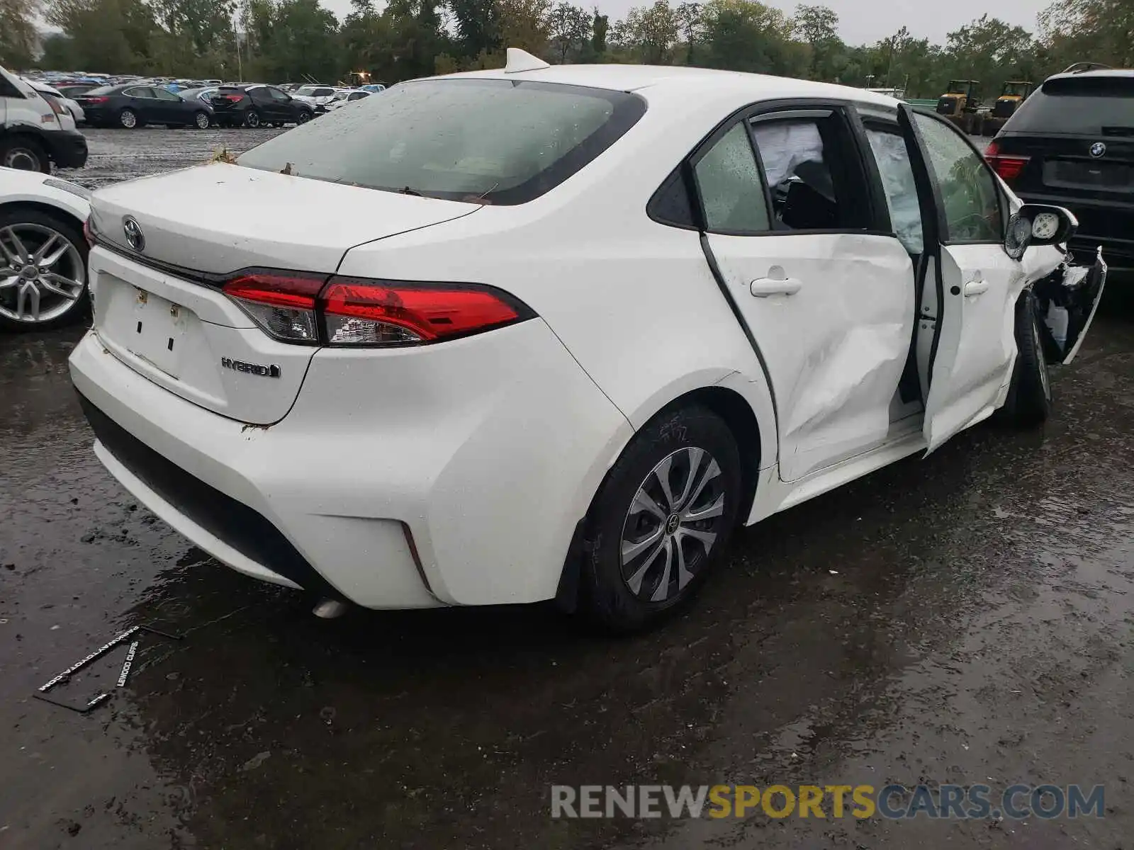 4 Photograph of a damaged car JTDEBRBE4LJ025012 TOYOTA COROLLA 2020