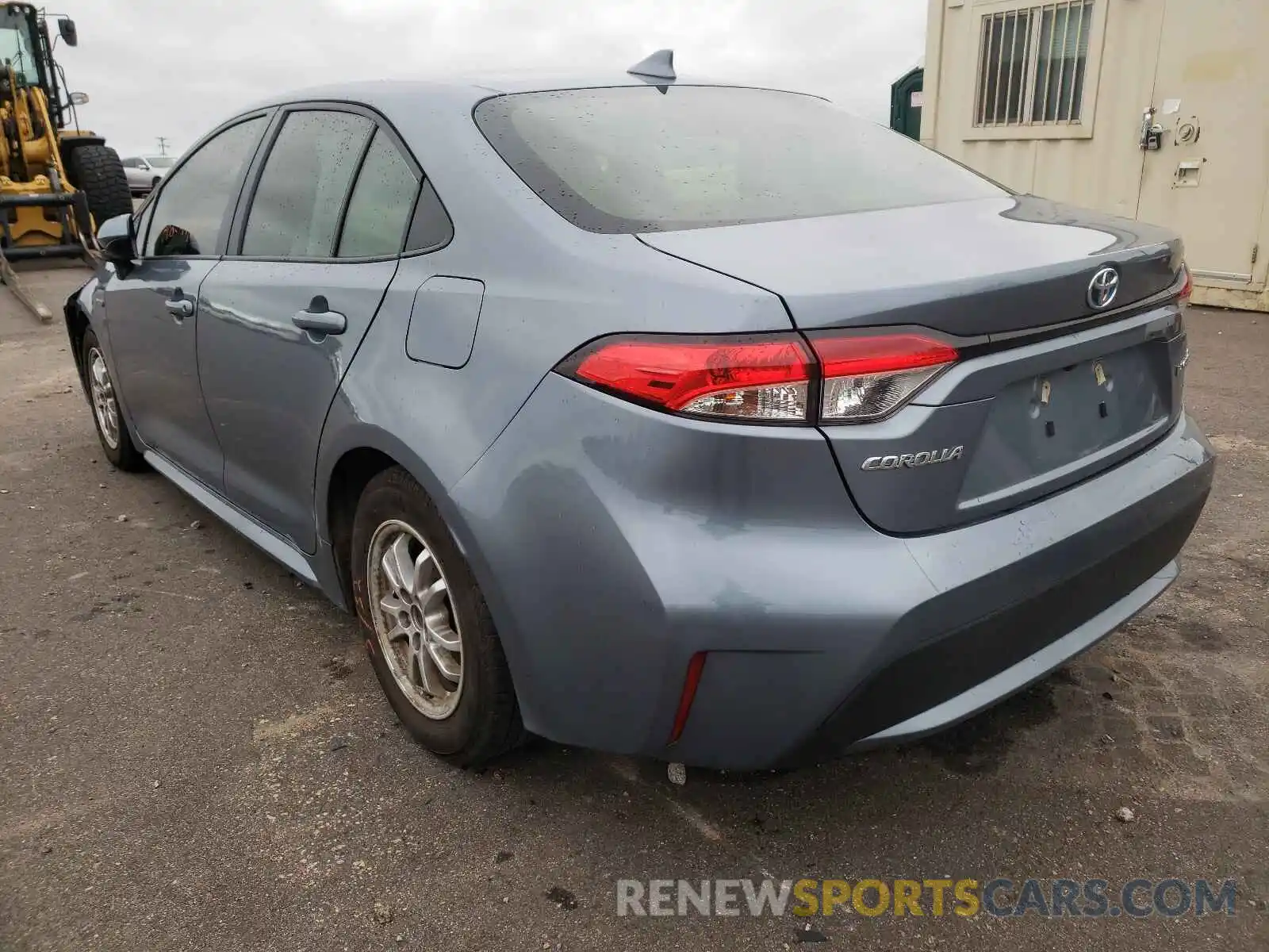 3 Photograph of a damaged car JTDEBRBE4LJ025060 TOYOTA COROLLA 2020