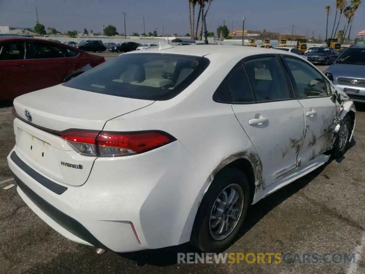 4 Photograph of a damaged car JTDEBRBE4LJ025642 TOYOTA COROLLA 2020