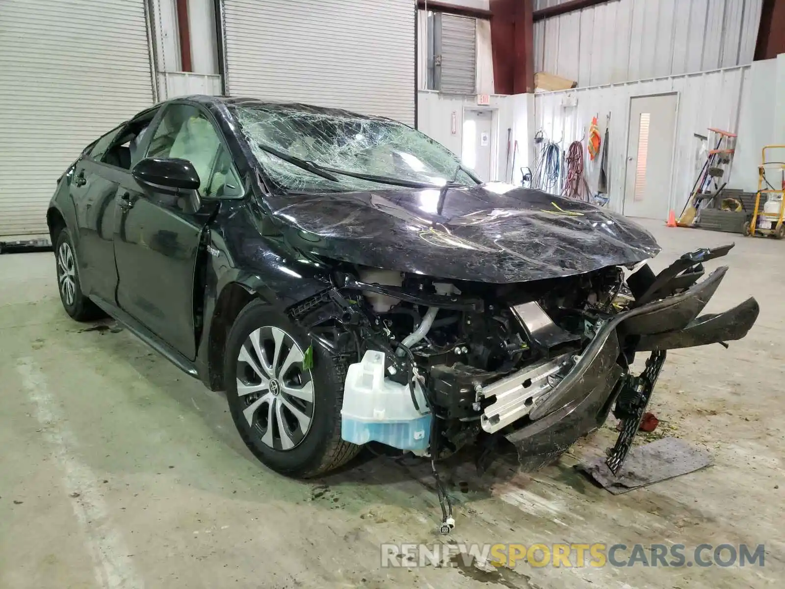 1 Photograph of a damaged car JTDEBRBE4LJ026385 TOYOTA COROLLA 2020