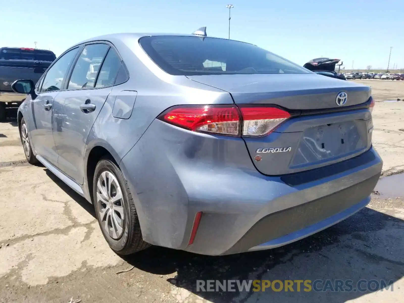 3 Photograph of a damaged car JTDEBRBE4LJ027598 TOYOTA COROLLA 2020