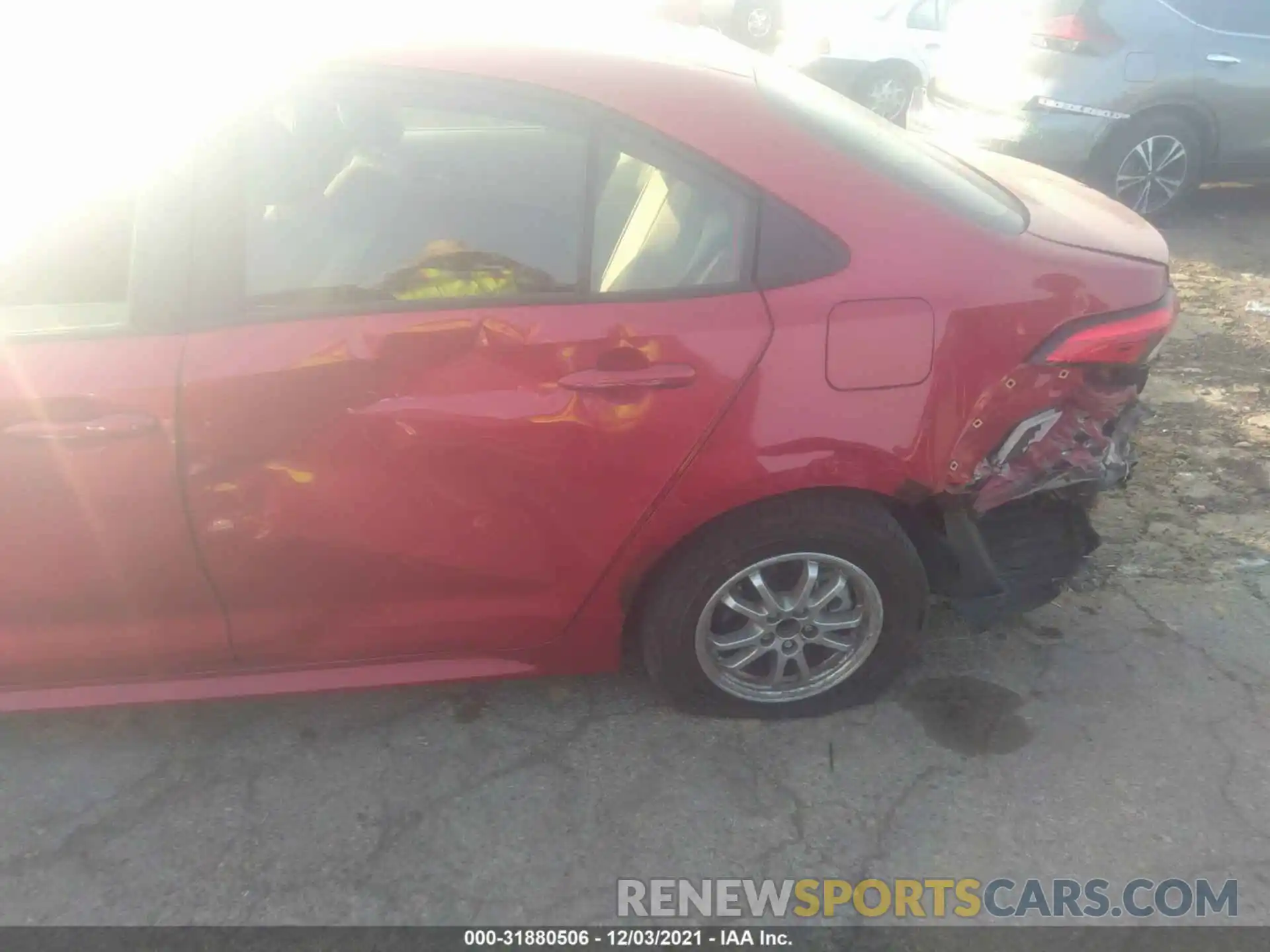 6 Photograph of a damaged car JTDEBRBE4LJ028802 TOYOTA COROLLA 2020