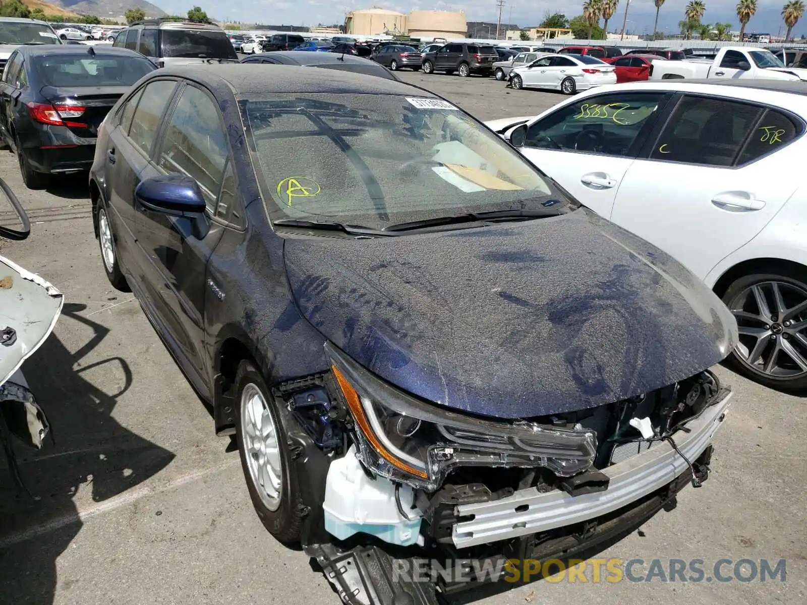 1 Photograph of a damaged car JTDEBRBE4LJ029349 TOYOTA COROLLA 2020