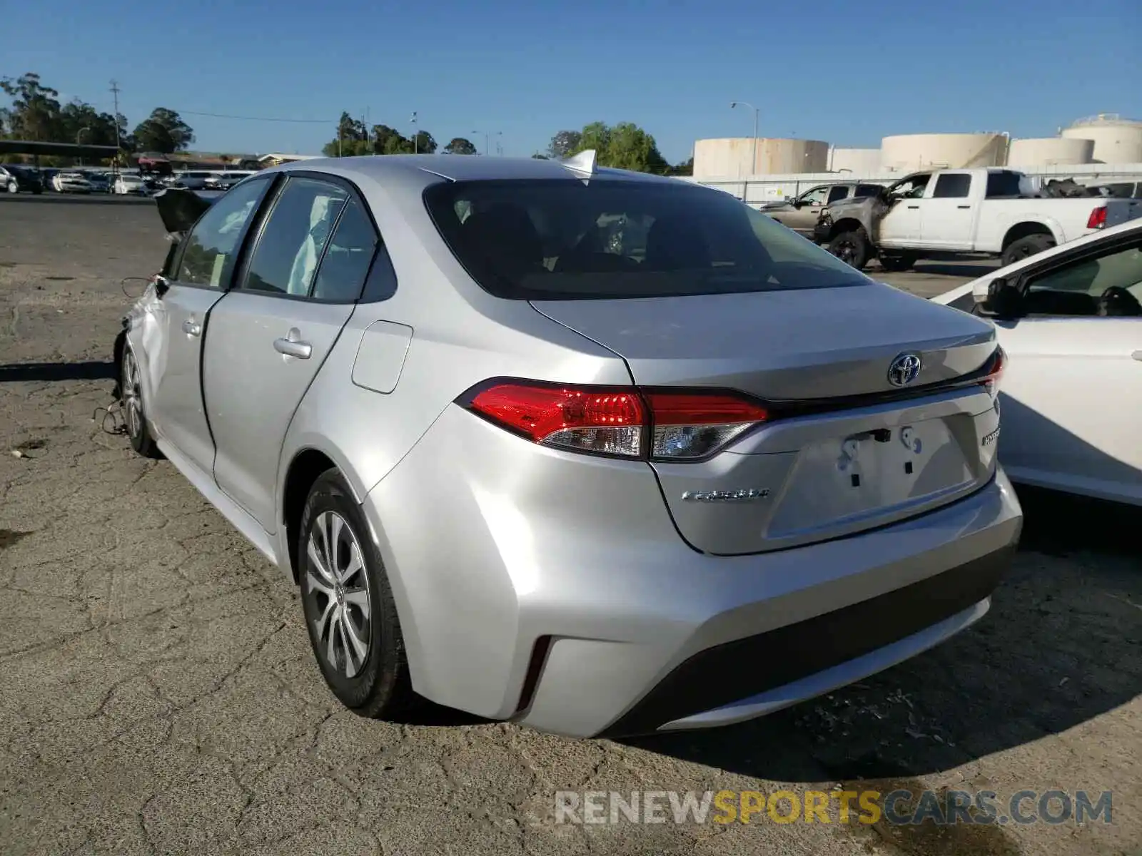 3 Photograph of a damaged car JTDEBRBE4LJ029397 TOYOTA COROLLA 2020