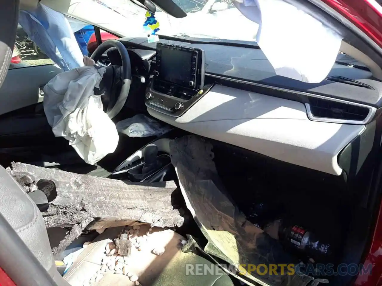 9 Photograph of a damaged car JTDEBRBE5LJ000572 TOYOTA COROLLA 2020