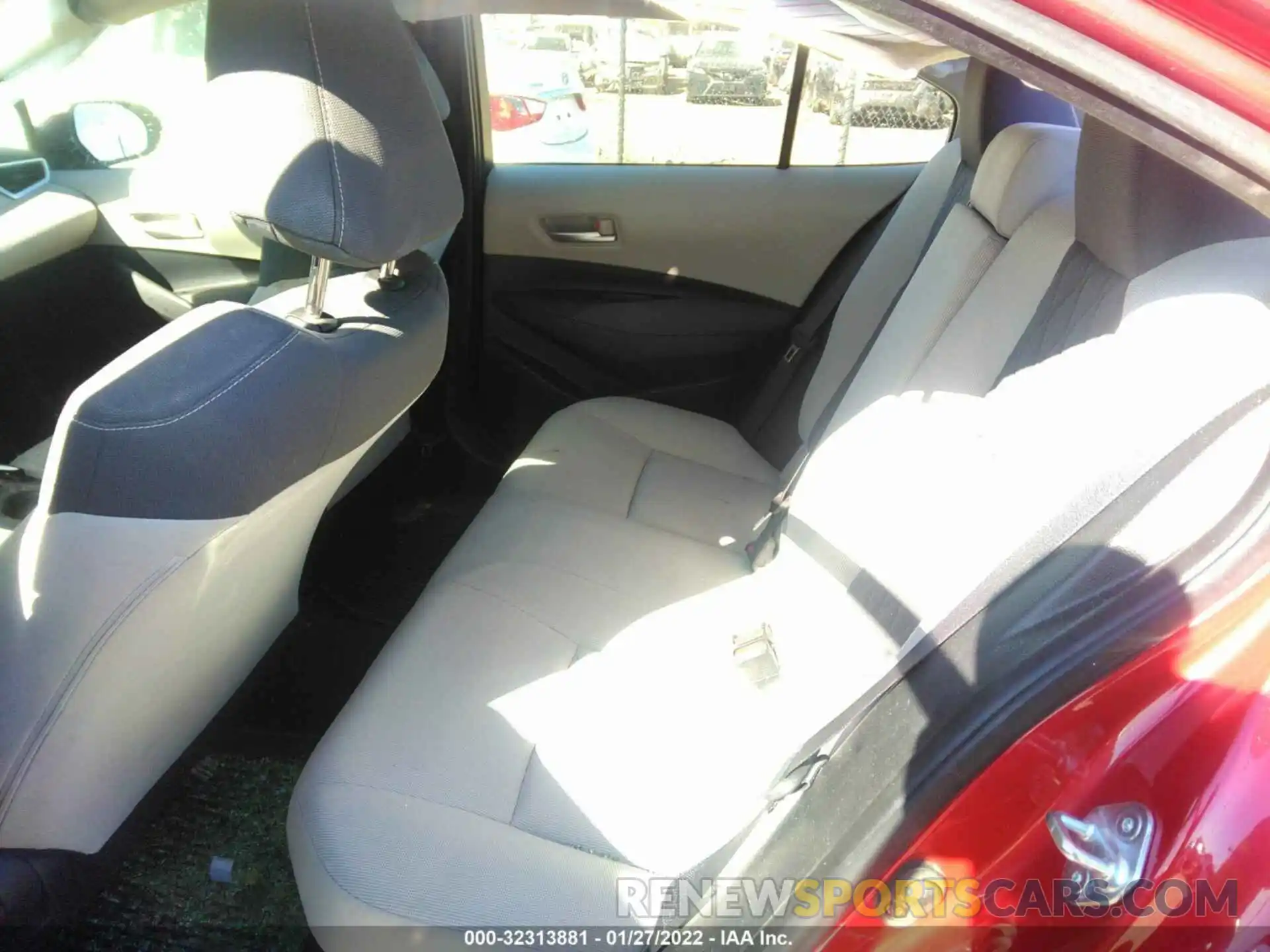 8 Photograph of a damaged car JTDEBRBE5LJ000989 TOYOTA COROLLA 2020