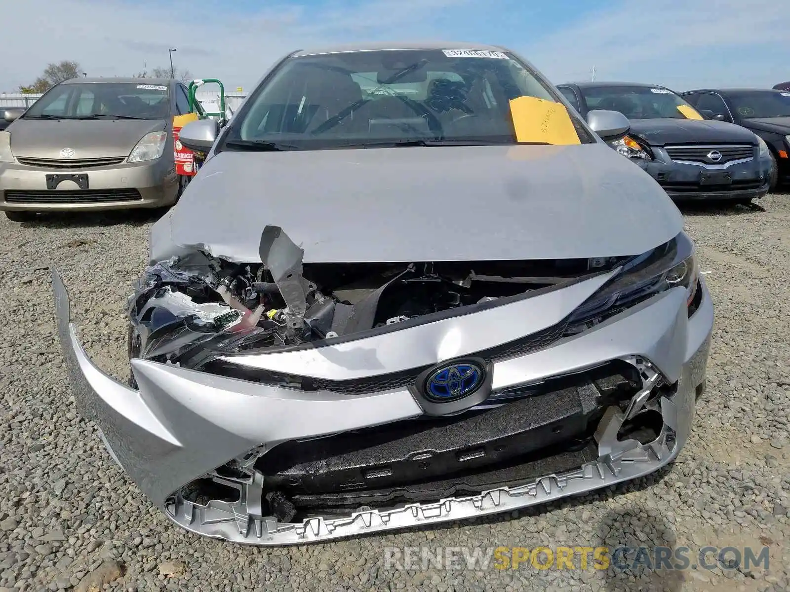 9 Photograph of a damaged car JTDEBRBE5LJ001513 TOYOTA COROLLA 2020
