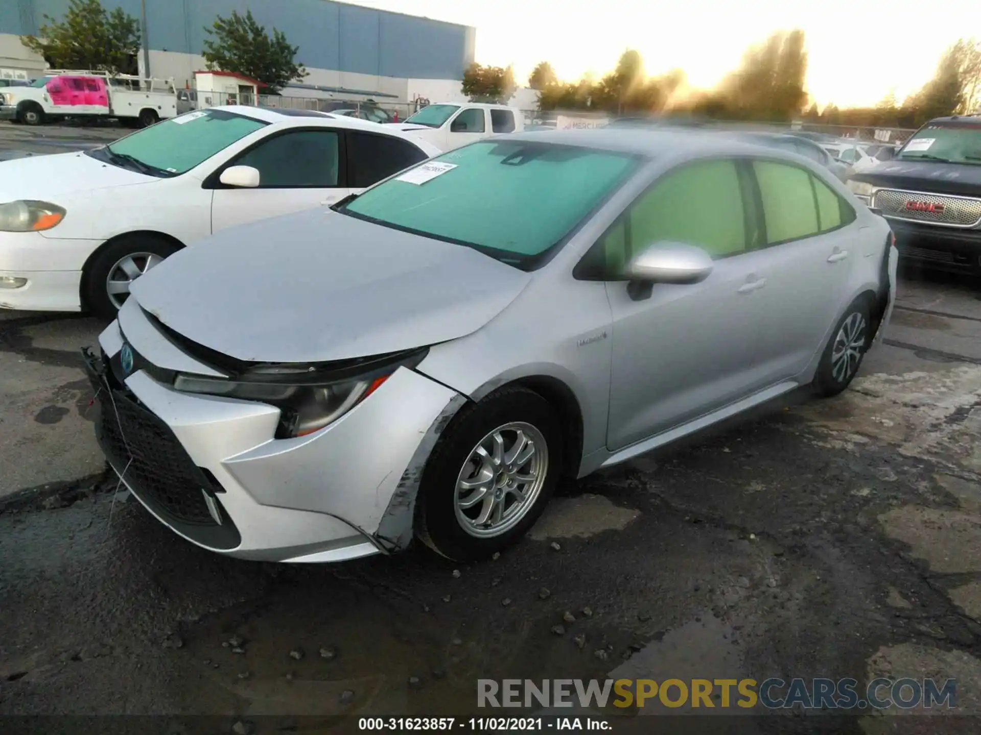 2 Photograph of a damaged car JTDEBRBE5LJ001785 TOYOTA COROLLA 2020