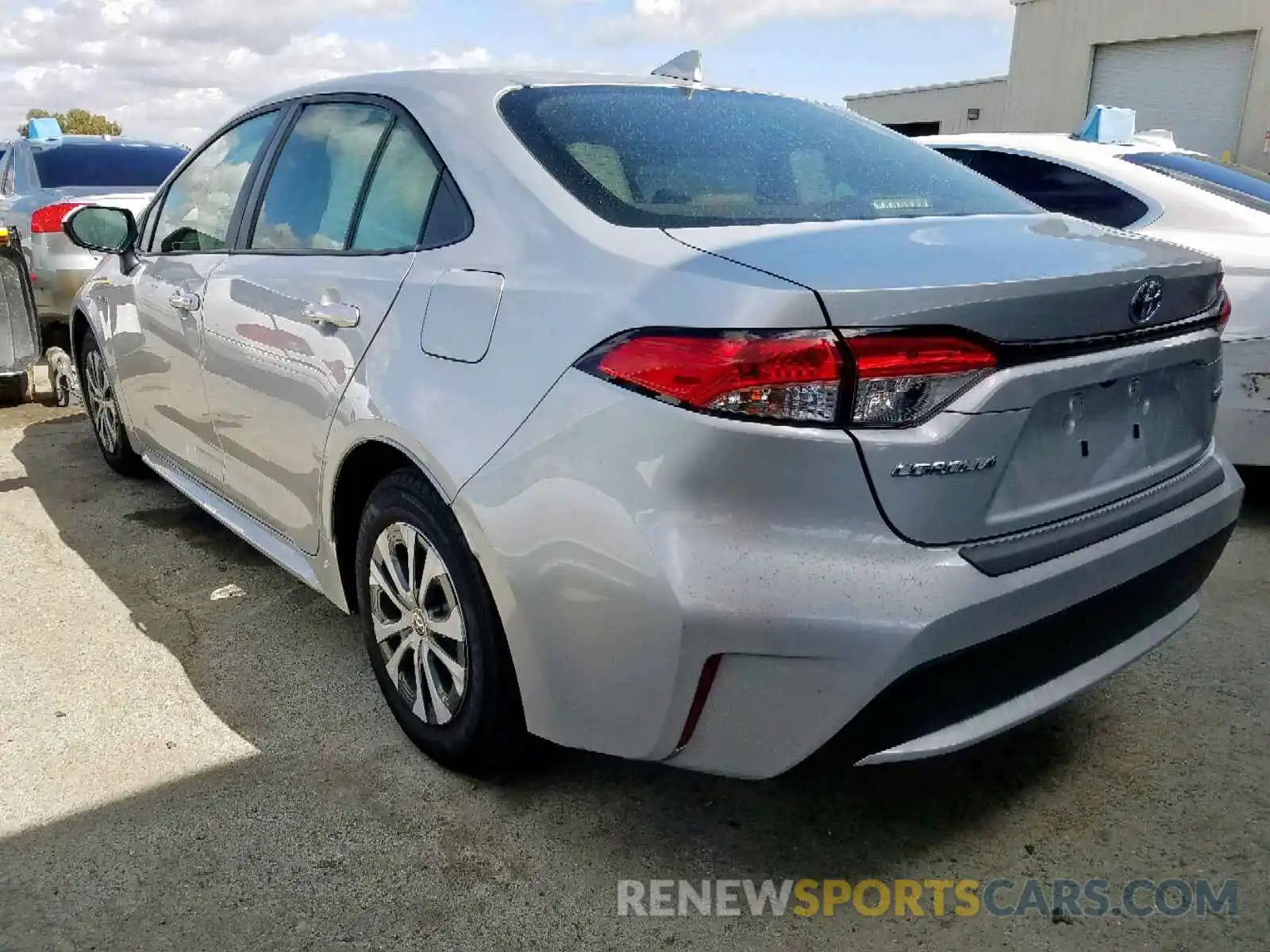 3 Photograph of a damaged car JTDEBRBE5LJ001866 TOYOTA COROLLA 2020