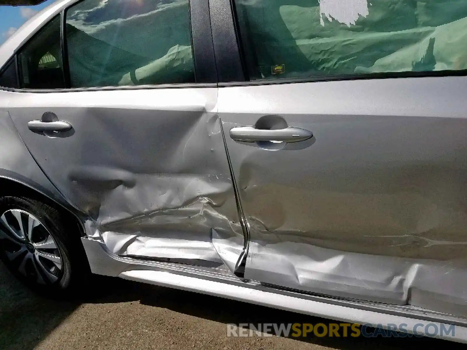 9 Photograph of a damaged car JTDEBRBE5LJ001866 TOYOTA COROLLA 2020