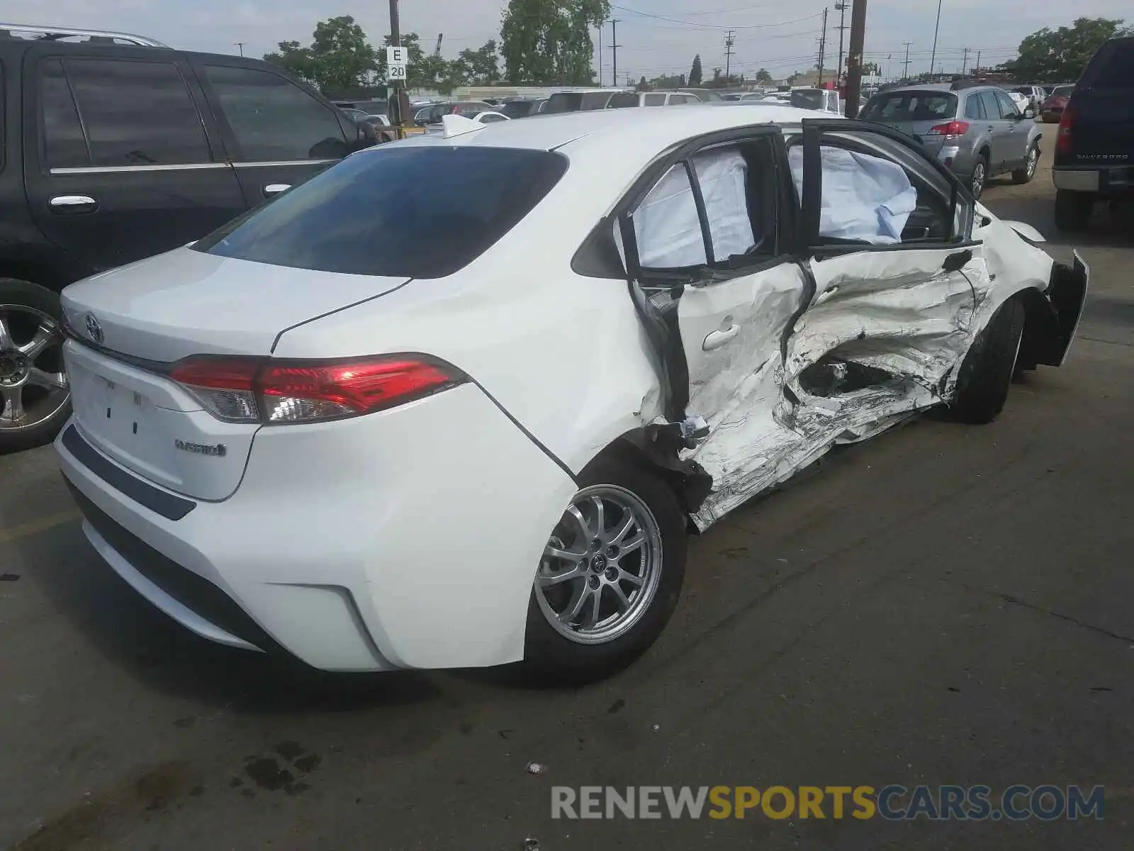 4 Photograph of a damaged car JTDEBRBE5LJ002421 TOYOTA COROLLA 2020