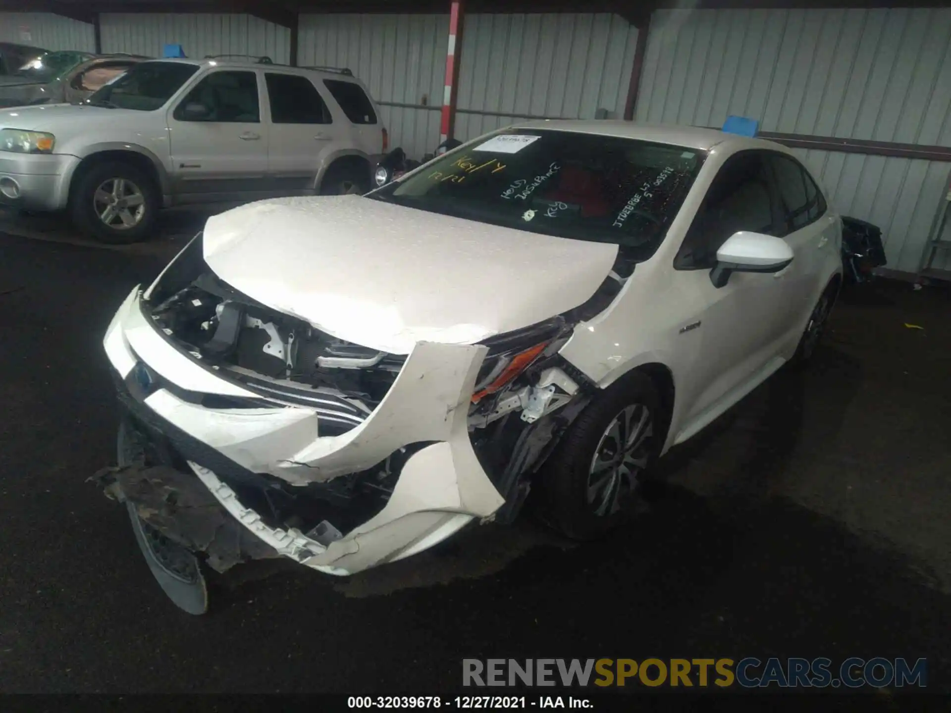 2 Photograph of a damaged car JTDEBRBE5LJ003598 TOYOTA COROLLA 2020