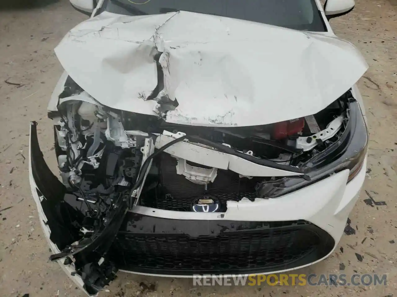 7 Photograph of a damaged car JTDEBRBE5LJ004234 TOYOTA COROLLA 2020