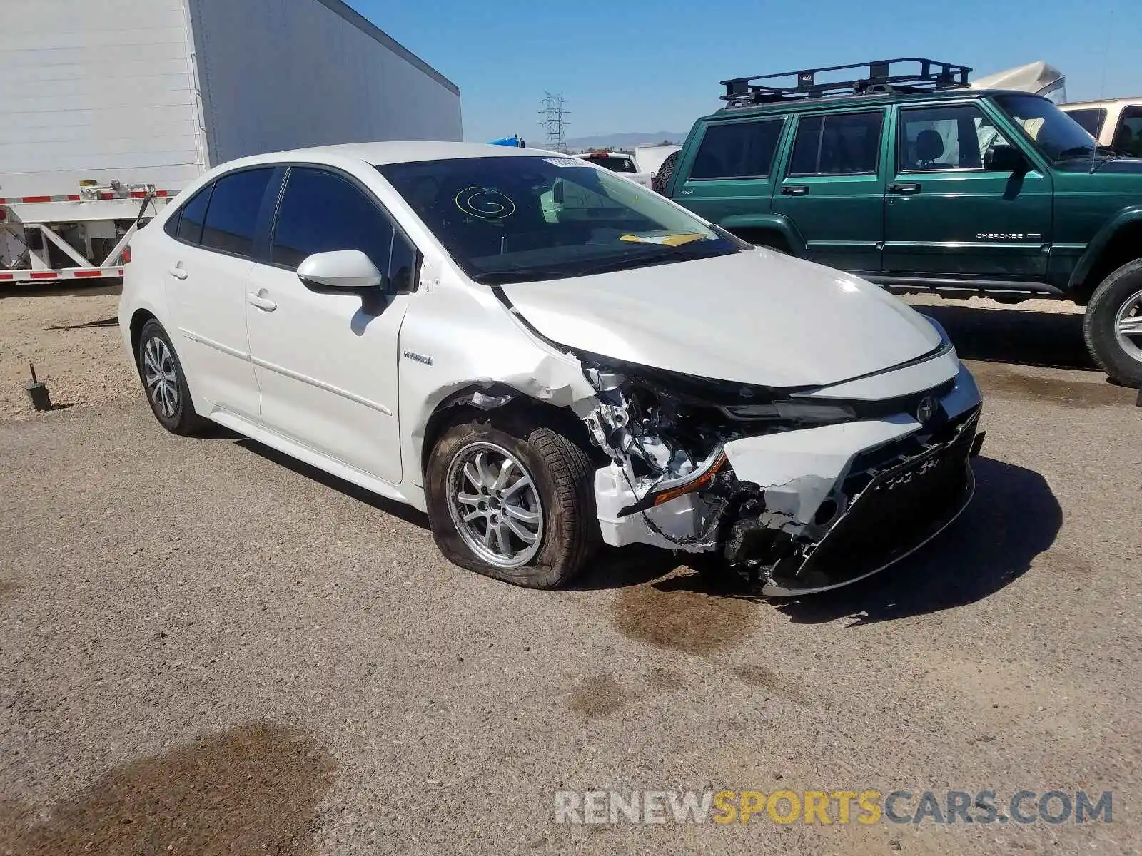 1 Photograph of a damaged car JTDEBRBE5LJ005044 TOYOTA COROLLA 2020