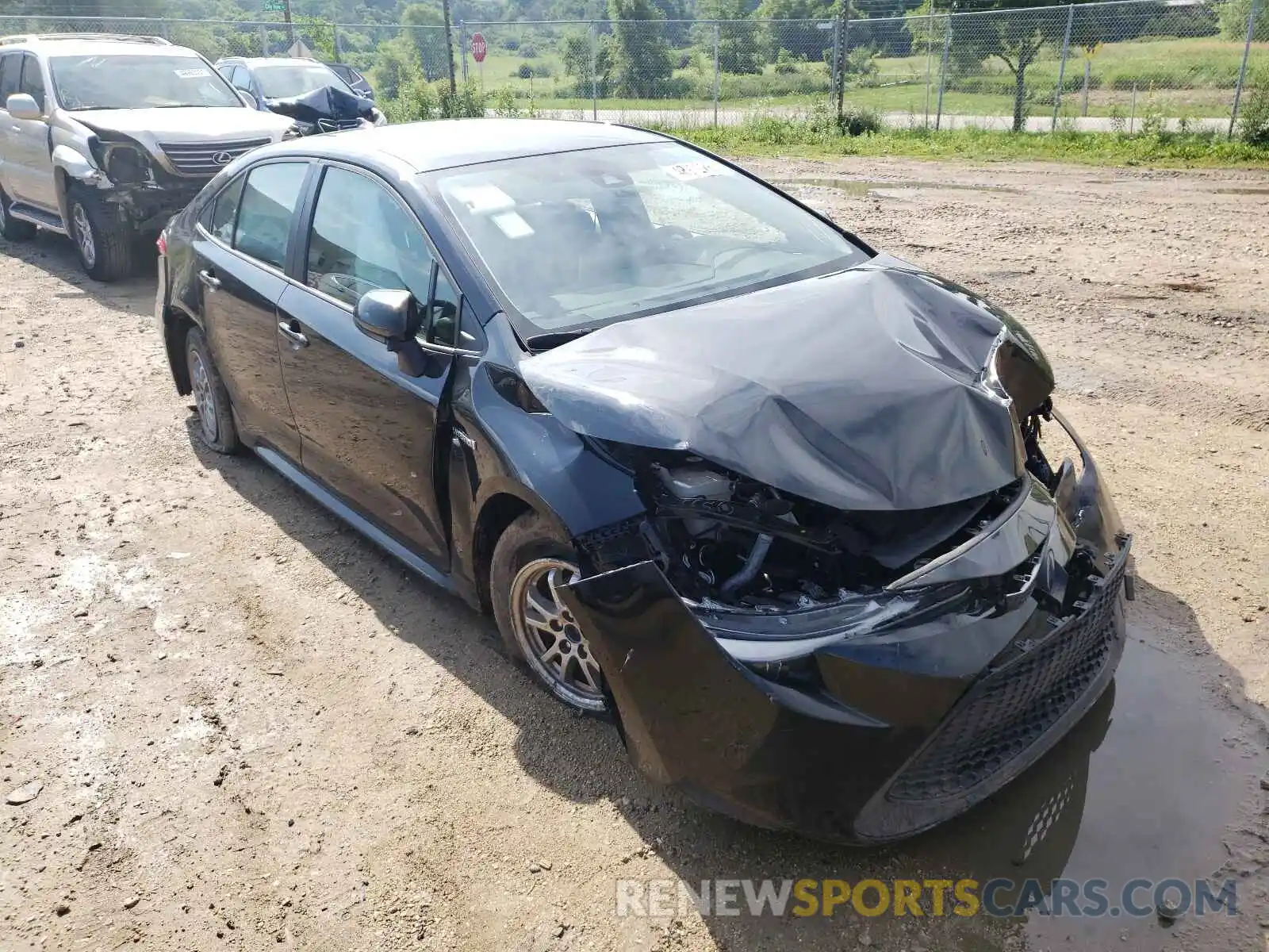 1 Photograph of a damaged car JTDEBRBE5LJ006629 TOYOTA COROLLA 2020