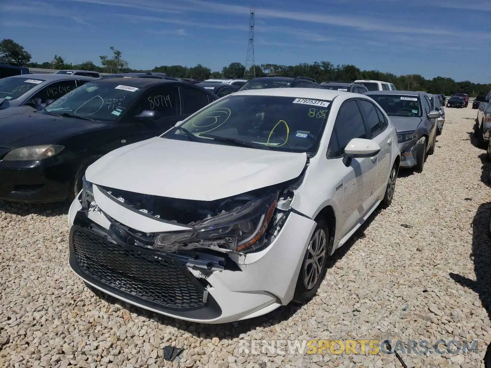 2 Photograph of a damaged car JTDEBRBE5LJ007828 TOYOTA COROLLA 2020