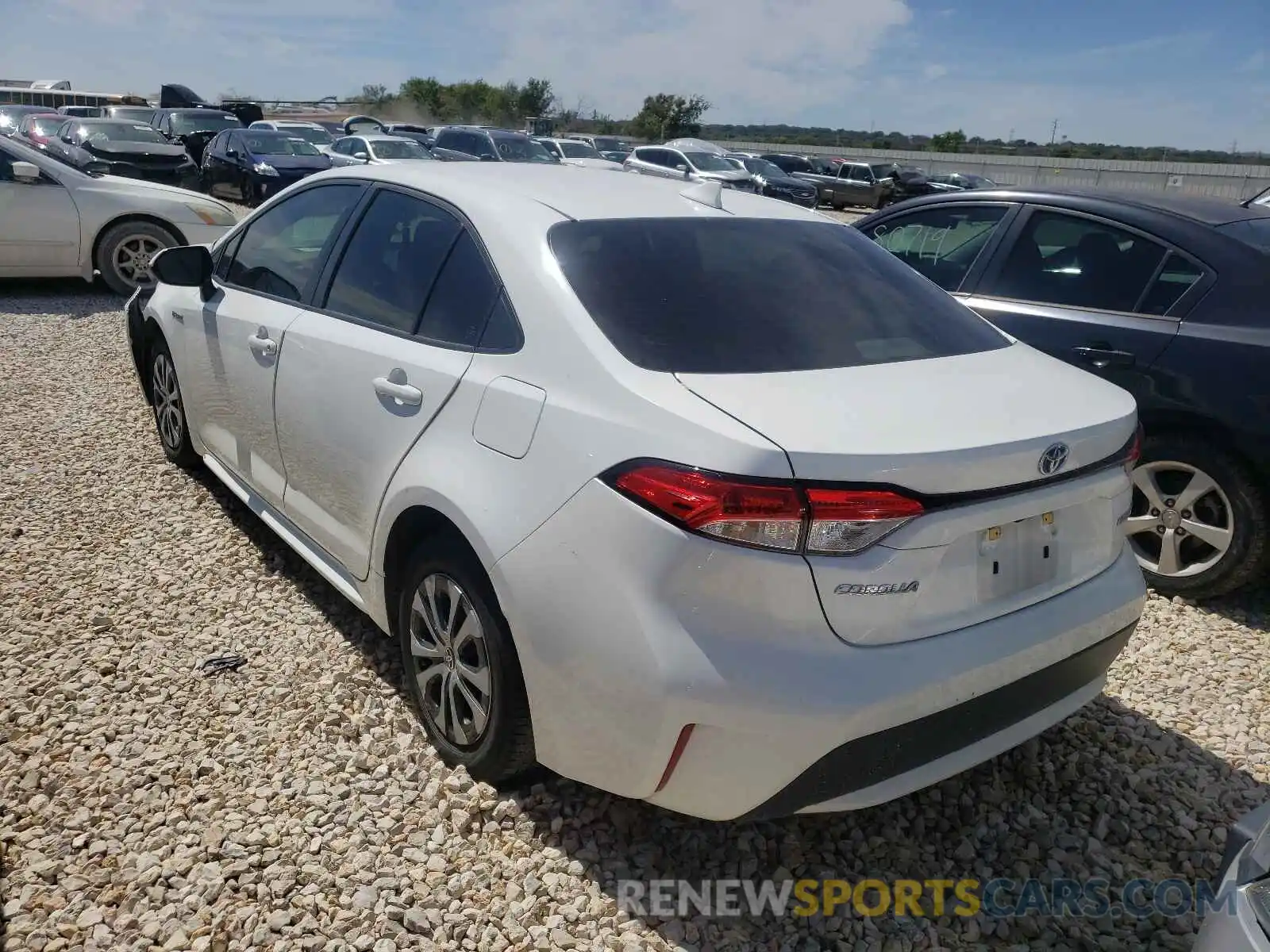 3 Photograph of a damaged car JTDEBRBE5LJ007828 TOYOTA COROLLA 2020