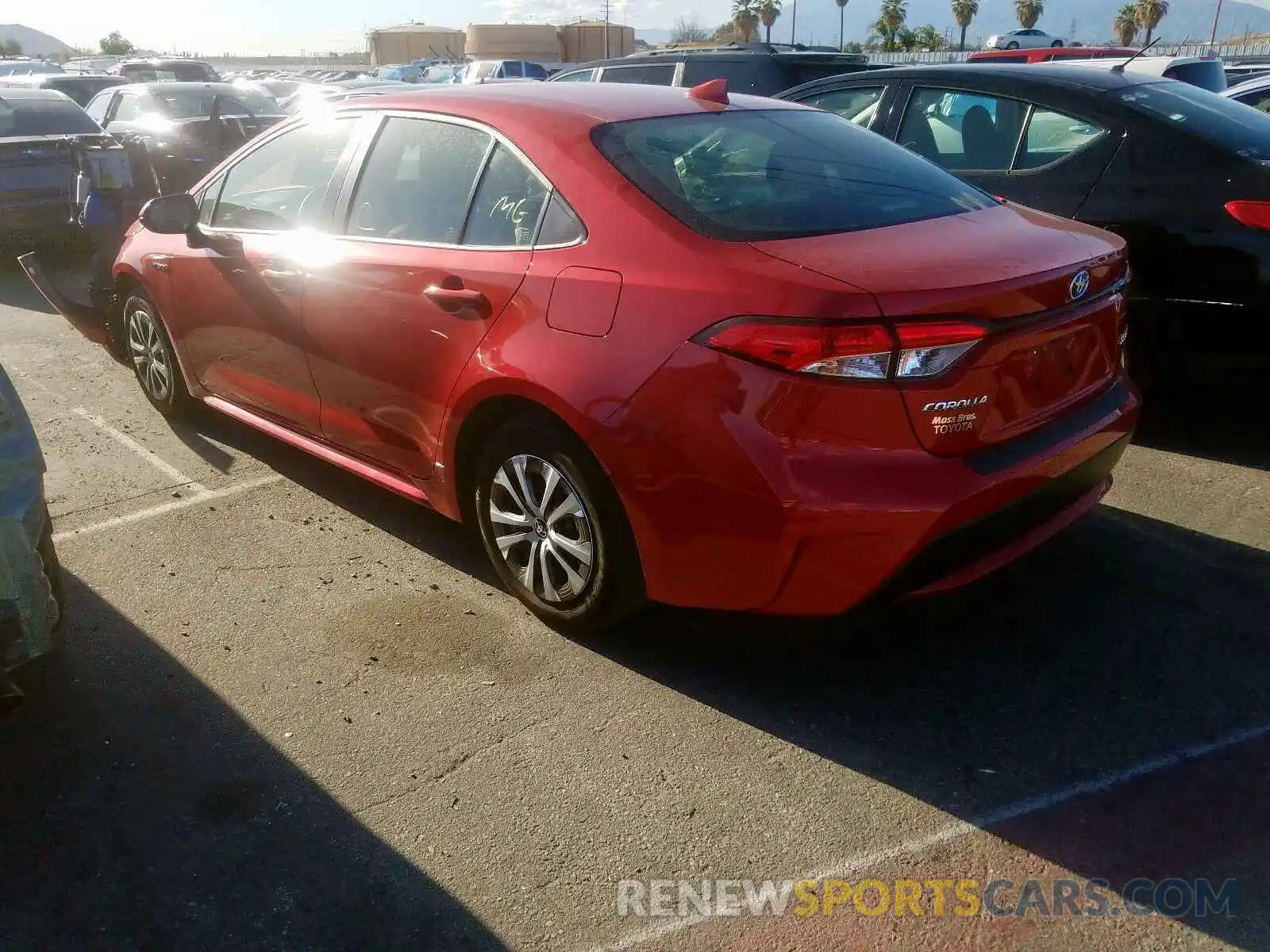 3 Photograph of a damaged car JTDEBRBE5LJ008753 TOYOTA COROLLA 2020