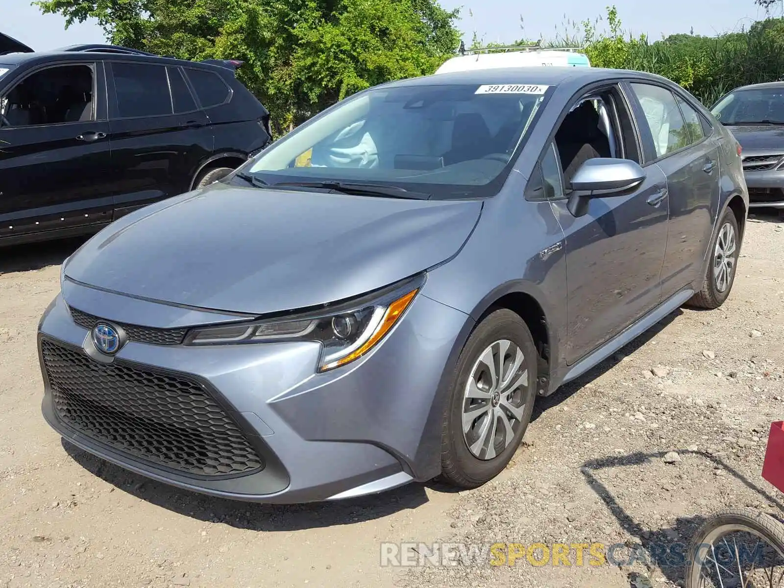 2 Photograph of a damaged car JTDEBRBE5LJ009725 TOYOTA COROLLA 2020