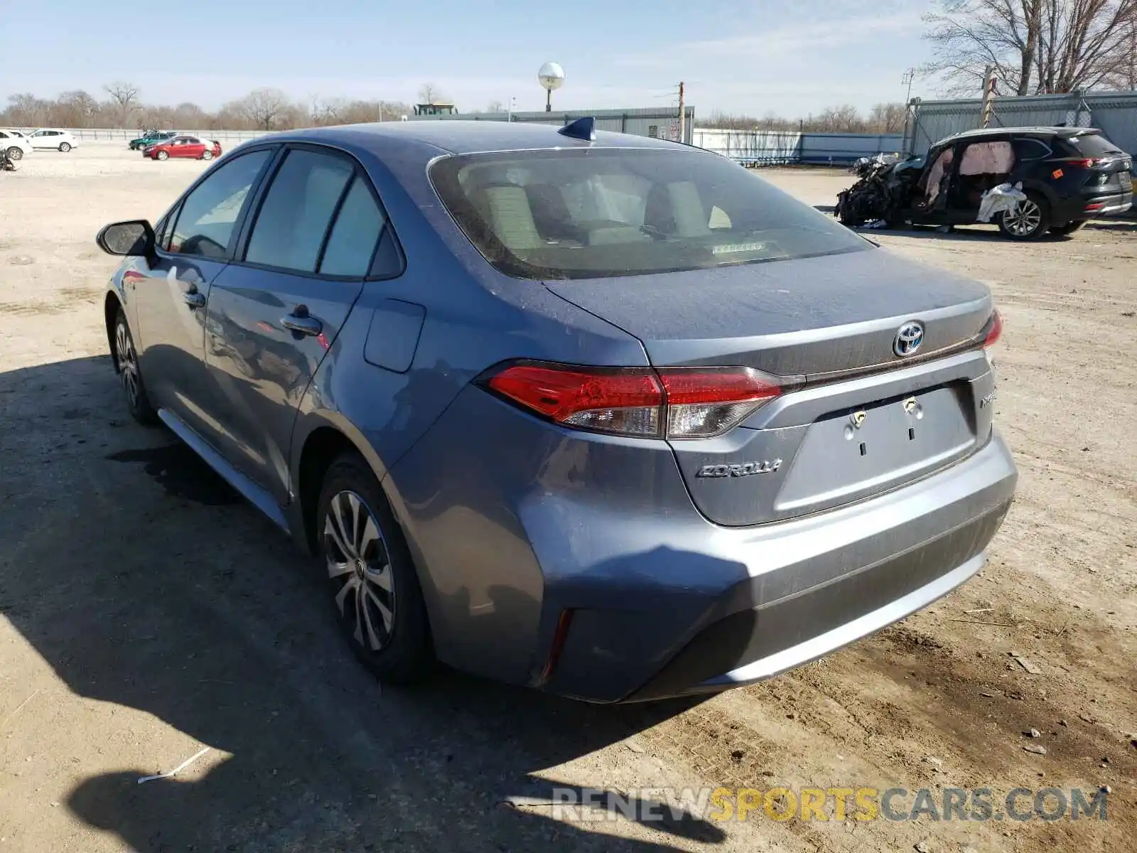 3 Photograph of a damaged car JTDEBRBE5LJ009756 TOYOTA COROLLA 2020