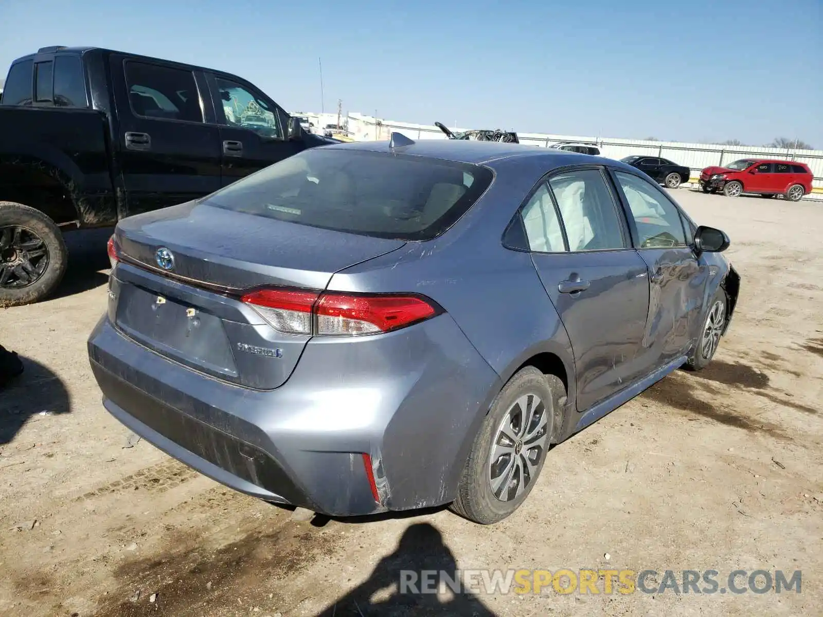 4 Photograph of a damaged car JTDEBRBE5LJ009756 TOYOTA COROLLA 2020